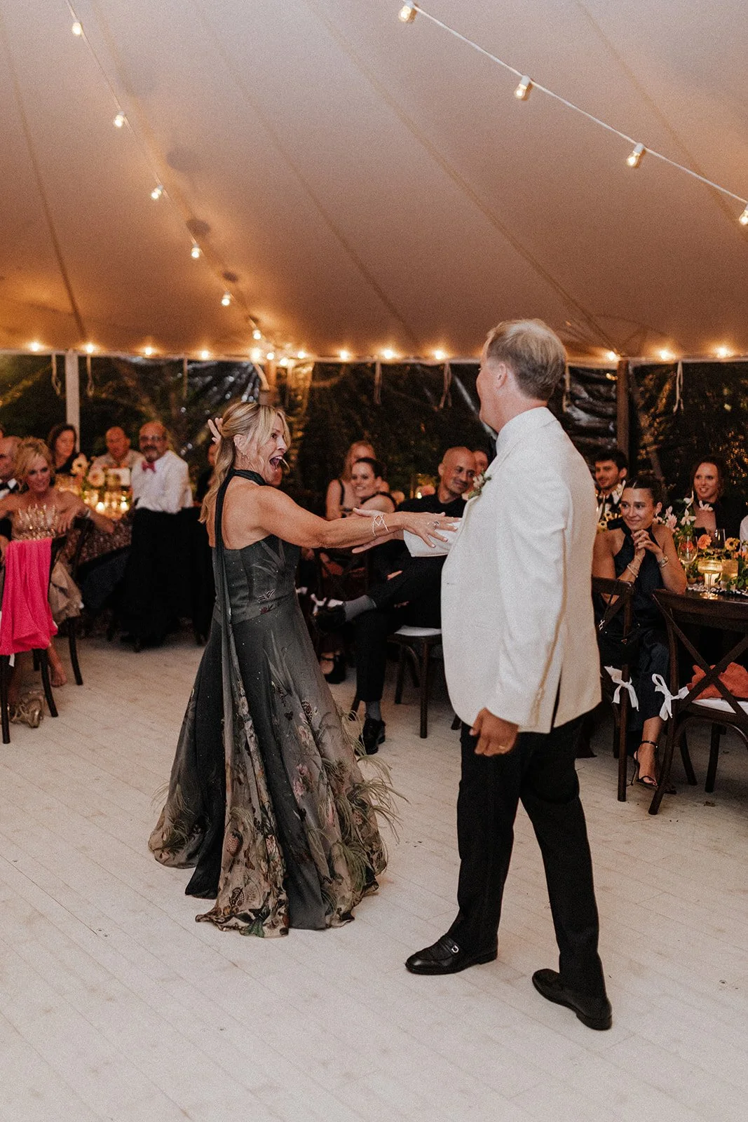 SNEAKYPEAKY (WEDDING)-67.jpg