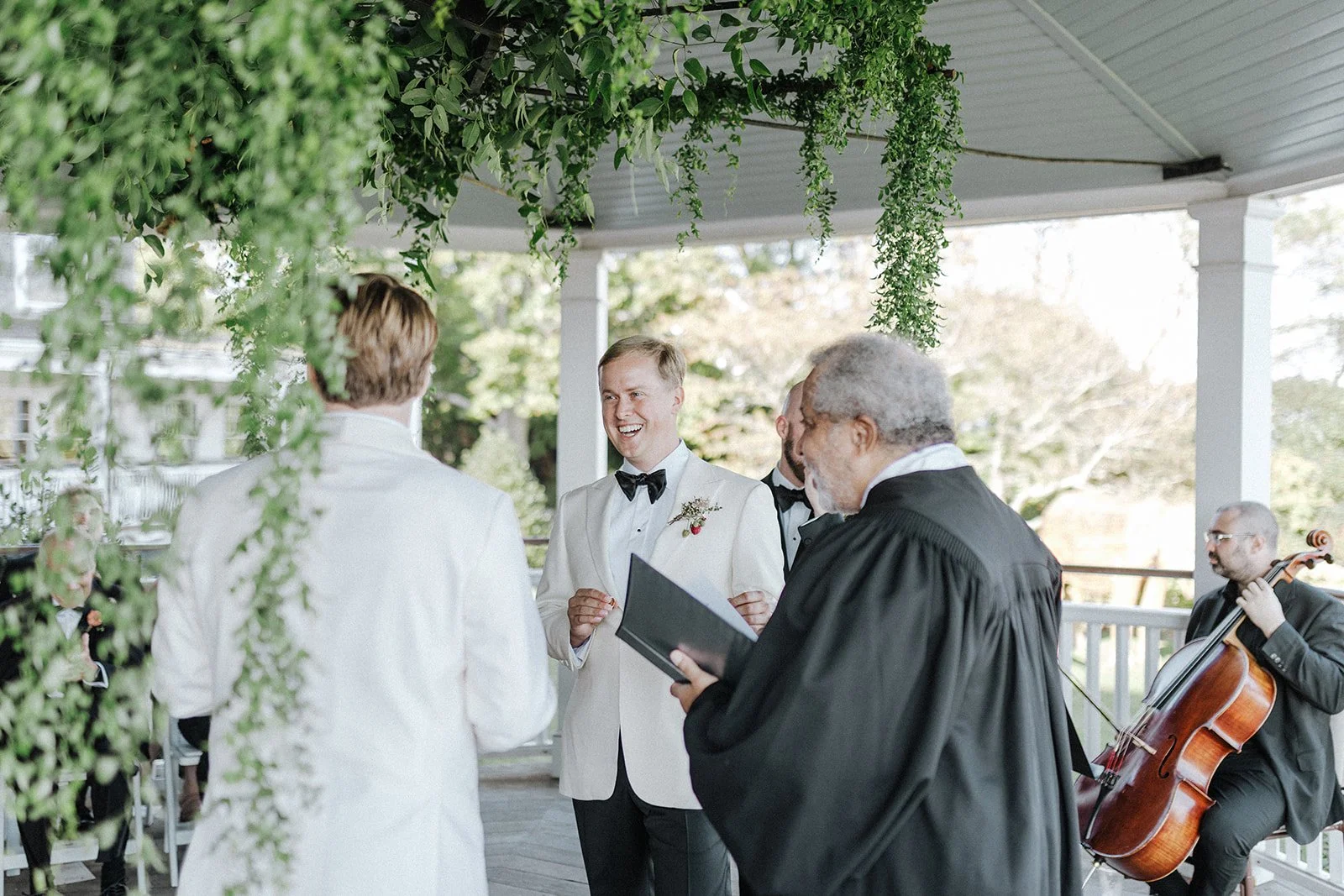 SNEAKYPEAKY (WEDDING)-39.jpg
