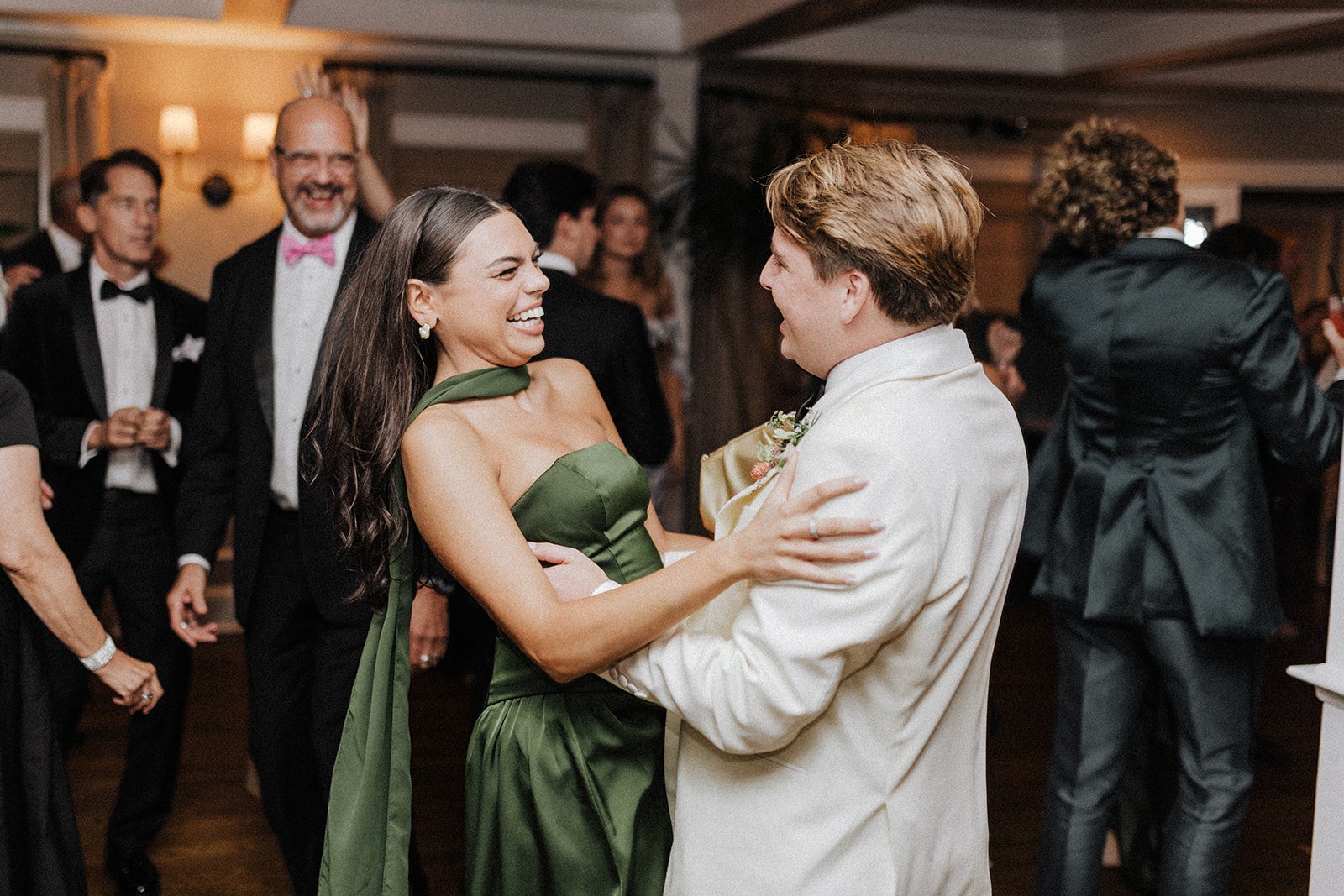 SNEAKYPEAKY (WEDDING)-74.jpg
