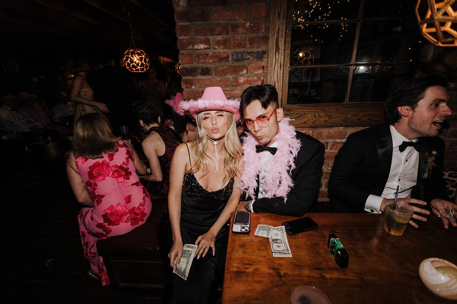 SNEAKYPEAKY (WEDDING)-108.jpg