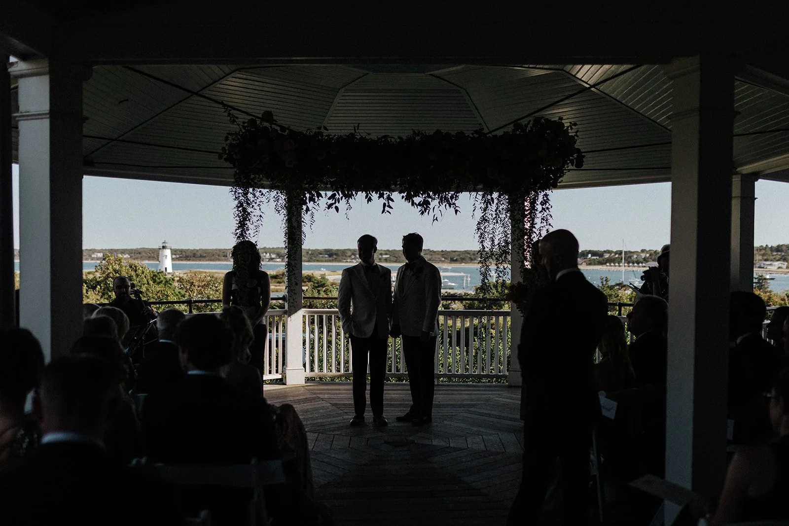 SNEAKYPEAKY (WEDDING)-35.jpg