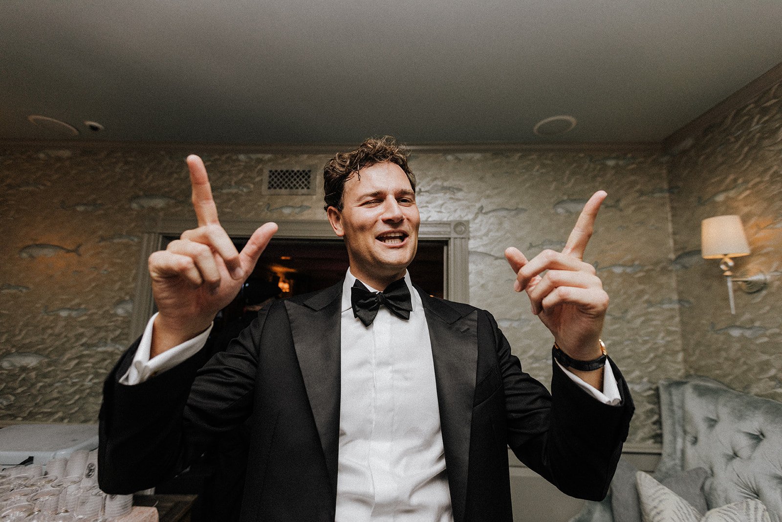 SNEAKYPEAKY (WEDDING)-83.jpg