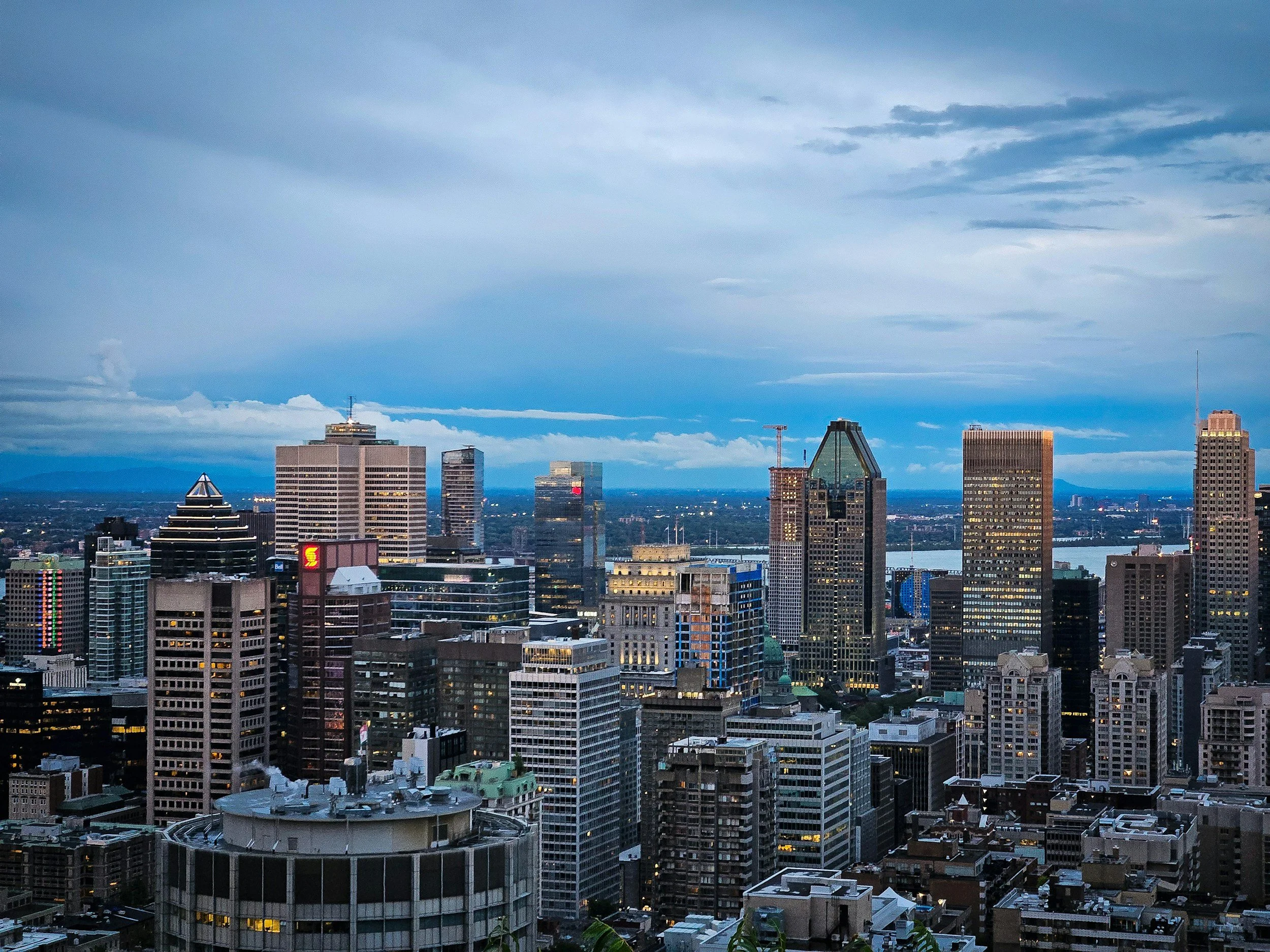 Ideological Polarization and Media Distrust: Online Narratives Surrounding the June 22nd Montreal Shooting