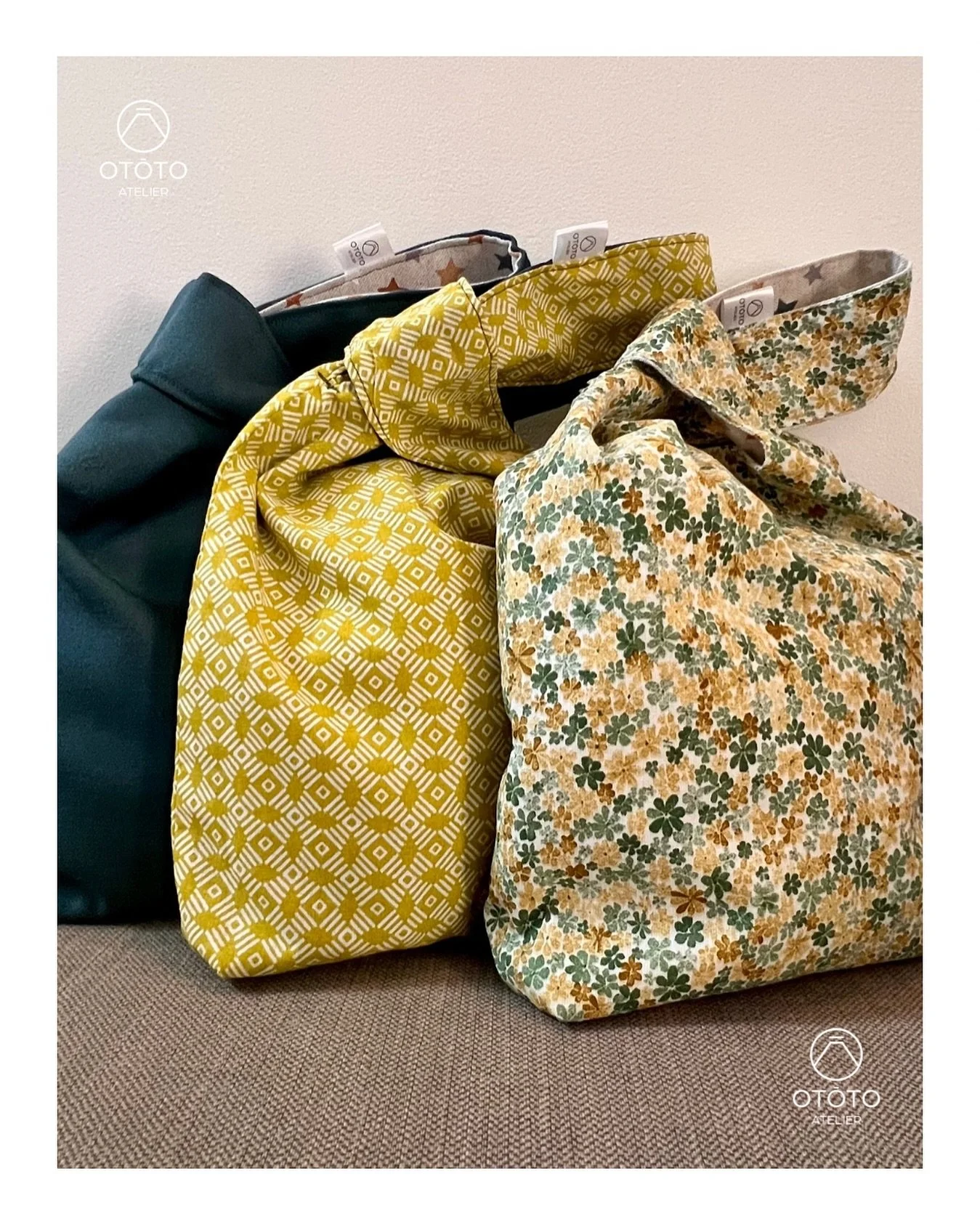 Dans quelques jours, venez d&eacute;couvrir nos sacs nou&eacute;s (knot bag), en textile et faits mains. 
De qualit&eacute; premium, nous esp&eacute;rons qu&rsquo;ils vous accompagneront au quotidien ou pendant vos vacances. 
Tous sont r&eacute;versi