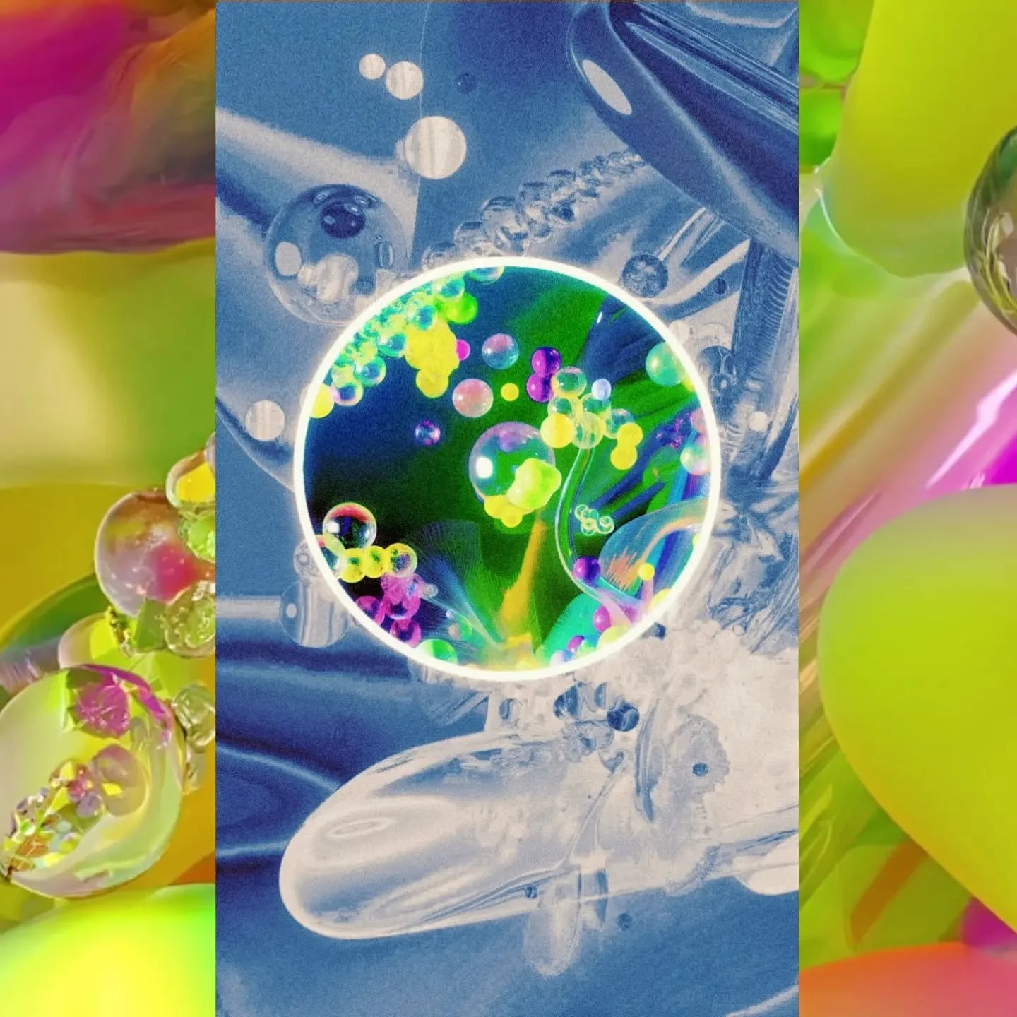 "Kalei*Flux" fuses Michel Foucault's "heterotopia" concept, depicting a vibrant microcosm through a central lens, symbolizing the self-organizing phenomena in complex systems theory. The stark contrast between the cool blue backdr