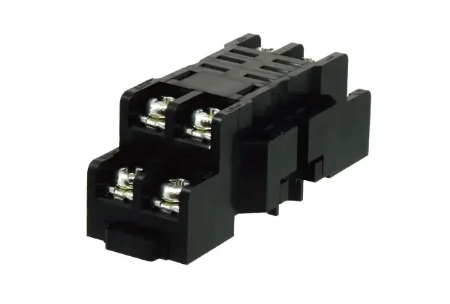 SH2B-05 IDEC 2-Pole DIN Rail Relay Socket