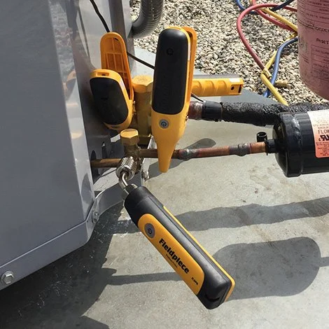 fieldpiece-jl3kr4-inuse.jpg