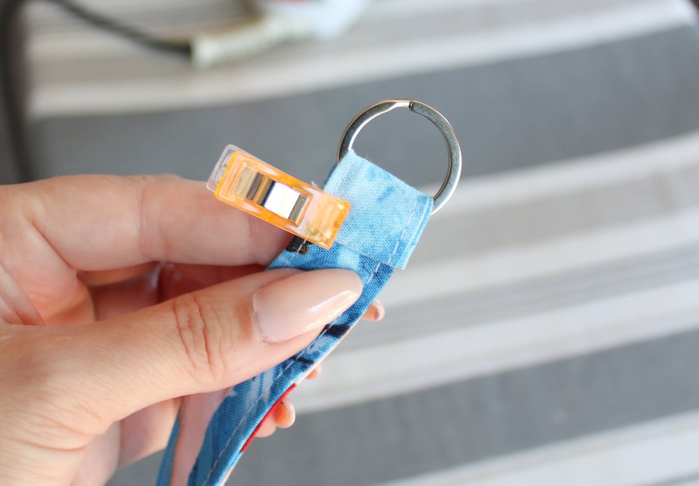 Use a clip to hold the layers together.