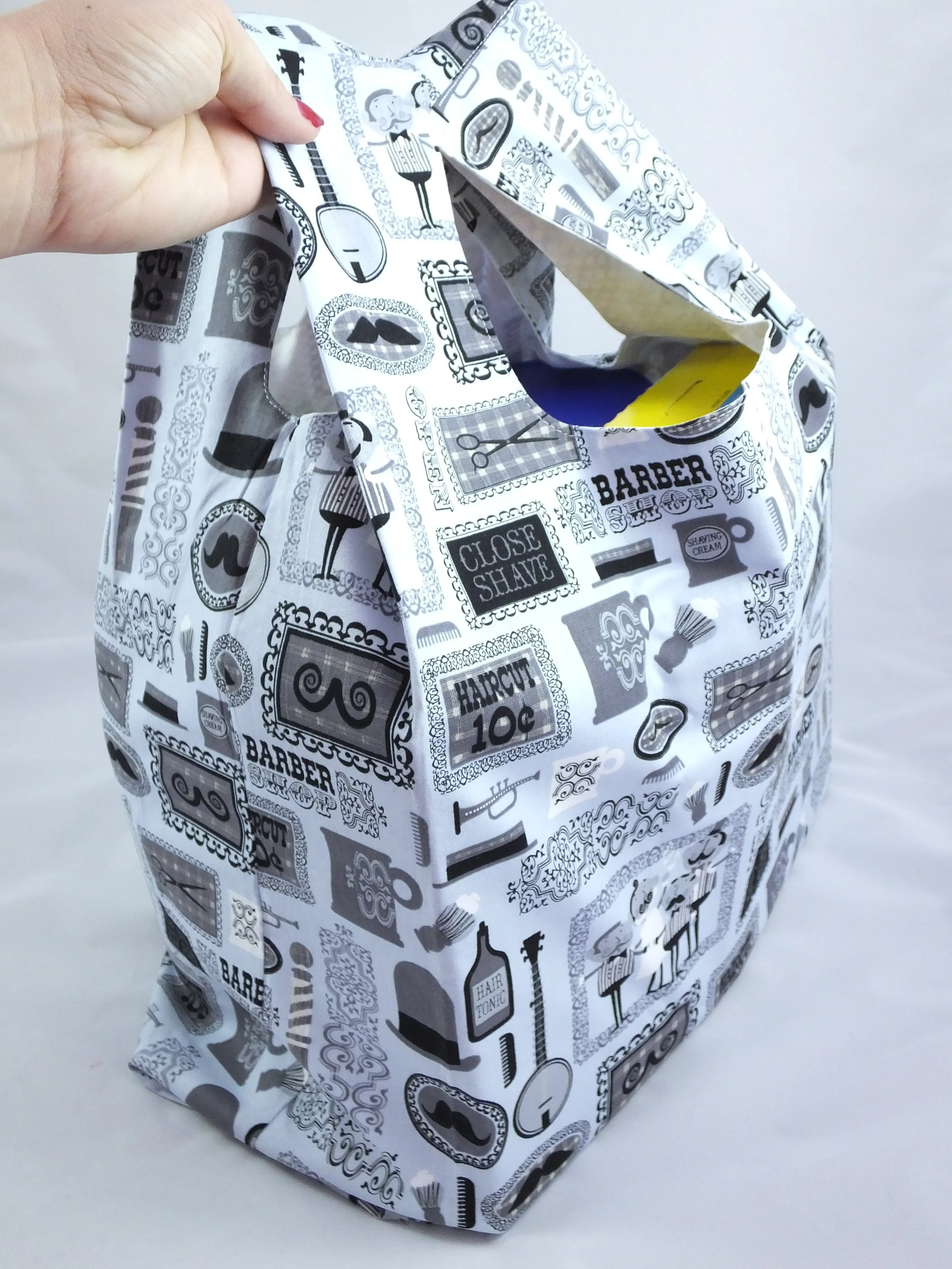 DIY sewing pattern for bag making. Beginner friendly.