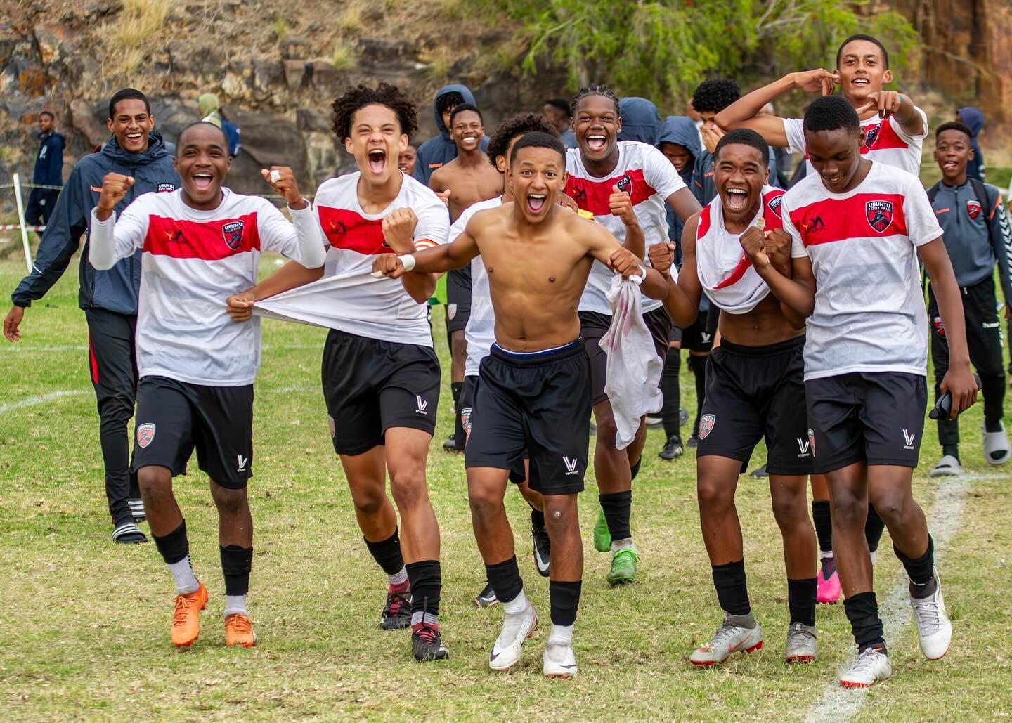 Over the Easter long weekend our U14 - U19s were busy competing in local tournaments across the city with varying degrees of success. 

Our U16s brought home (and retained) the U16 FTIFA Cup, overcoming Hout Bay United FC on penalties in the final. C