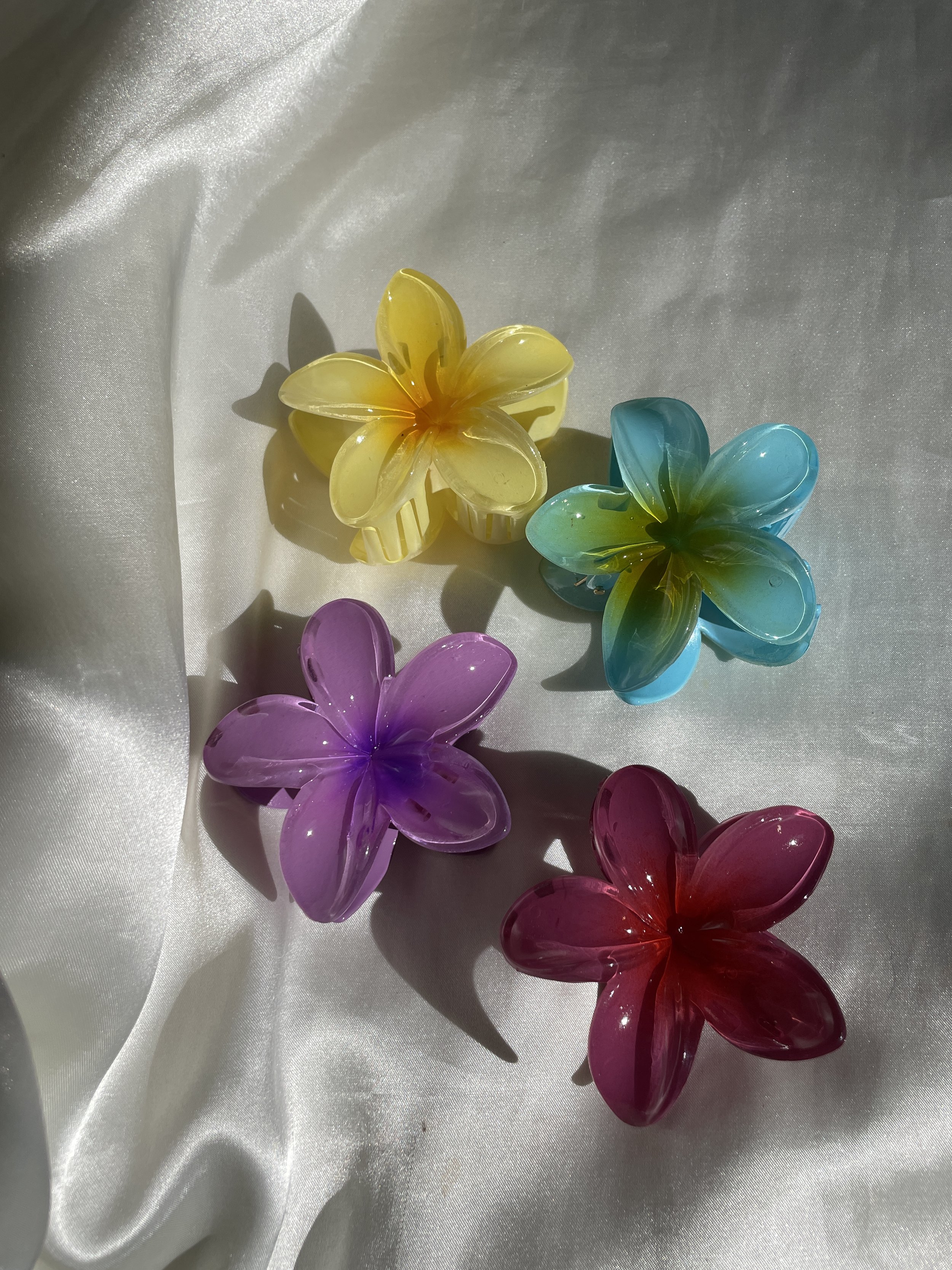 Plumeria Claw Clip