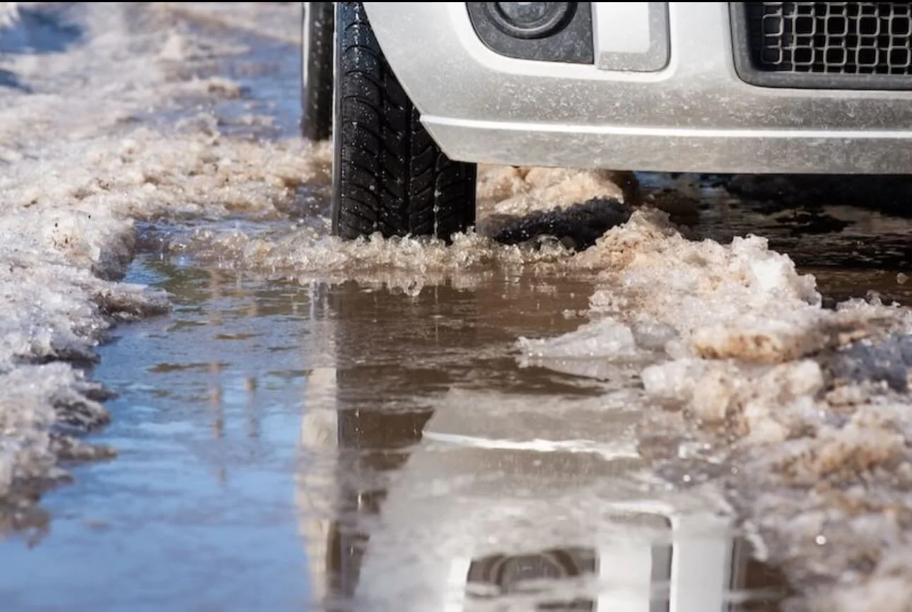 We&rsquo;ll be getting some warmer temperatures next week! Above-zero temps = slush, salt soup, and that grey film you can&rsquo;t unsee once it&rsquo;s there.

If you want to stay ahead of it:
&bull; Interior details to reset the winter mess
&bull; 