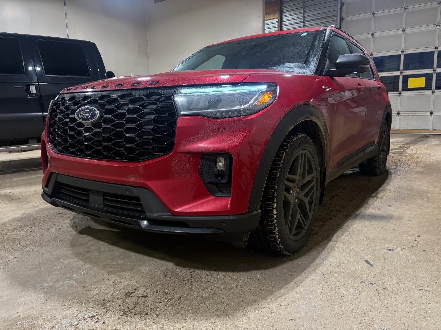 From road grime to showroom shine.
This Explorer came in winter-worn and left dialed. 🧼✨
No shortcuts. No greasy dressings. Just a proper reset inside and out.

📍 Ponoka
📩 DM us or call to get your spot booked
