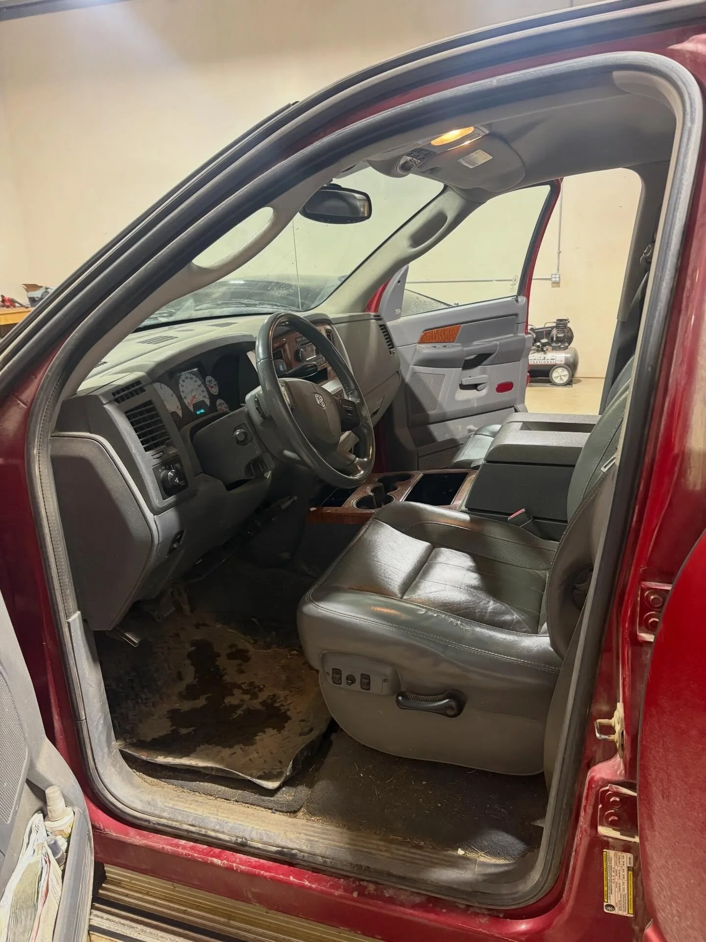 This farm truck hadn&rsquo;t seen a proper detail in probably 20 years.

One day with us&hellip; and it looks like a completely different vehicle again.

Clean interiors just hit different 👌