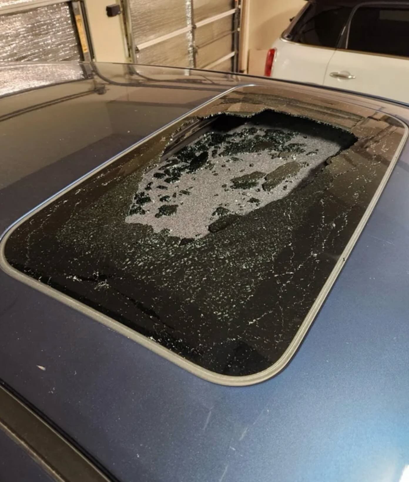 Sunroofs don&rsquo;t just fail&hellip; they get wrecked over time.

UV cooks them, heat breaks them down, and eventually you get this &mdash; peeling, bubbling, and a full replacement bill nobody wants.

But around Ponoka?
The bigger killer is rocks.