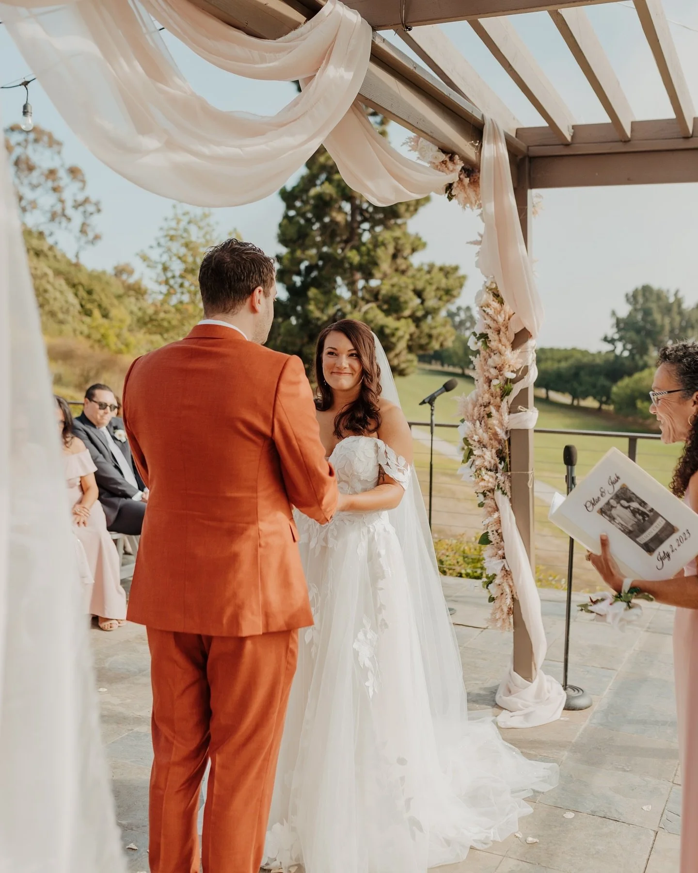 Had to jump around a smidge on the recaps so we could get this one on their one year anniversary!! (But don&rsquo;t worry, promise I won&rsquo;t skip any 🤞🏼)

7.2.2023 | It&rsquo;s the way I can still hear this day through these photos!! After Chlo