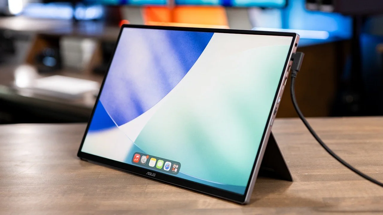 ASUS ZenScreen MQ16FC Review: A Near-Perfect OLED Portable Monitor