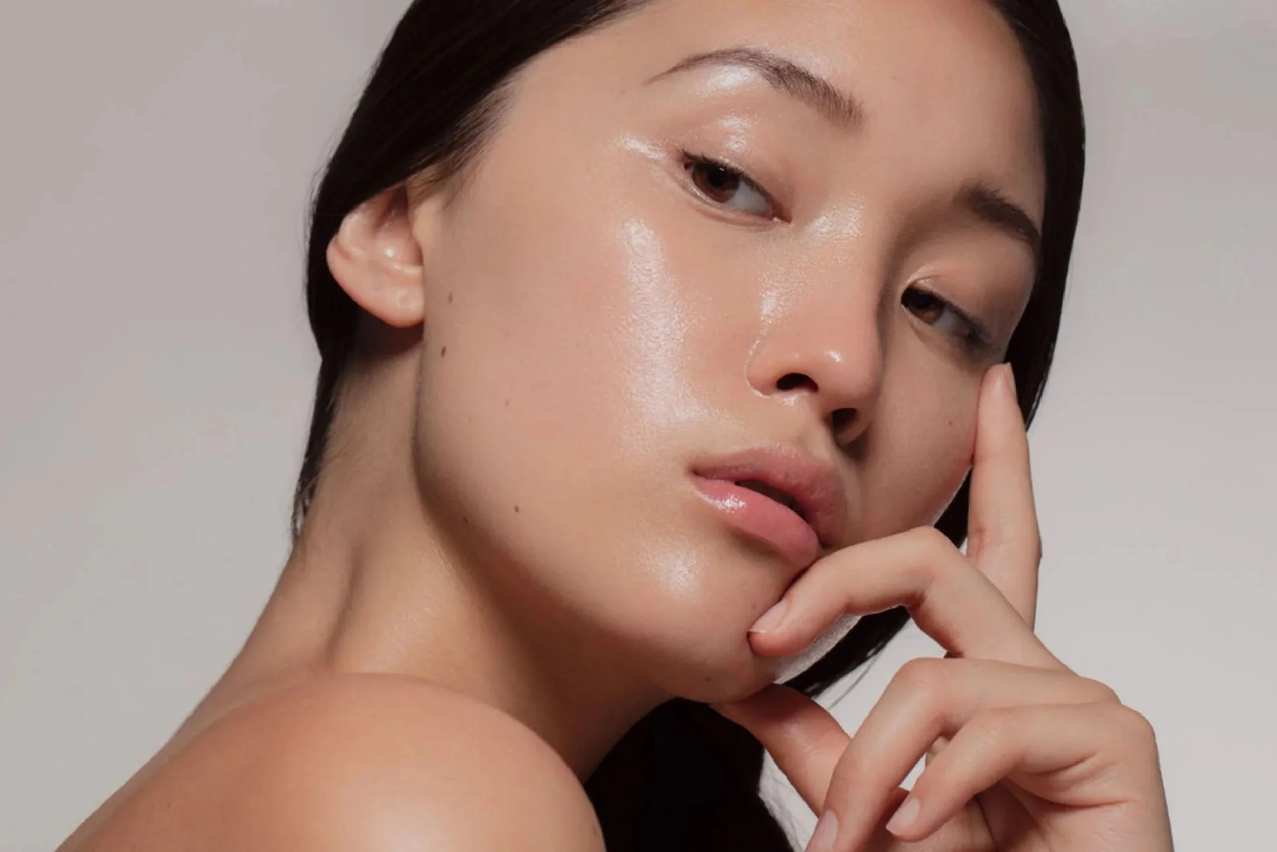 Comment obtenir la glass skin coréenne avec une routine simple qui fonctionne vraiment