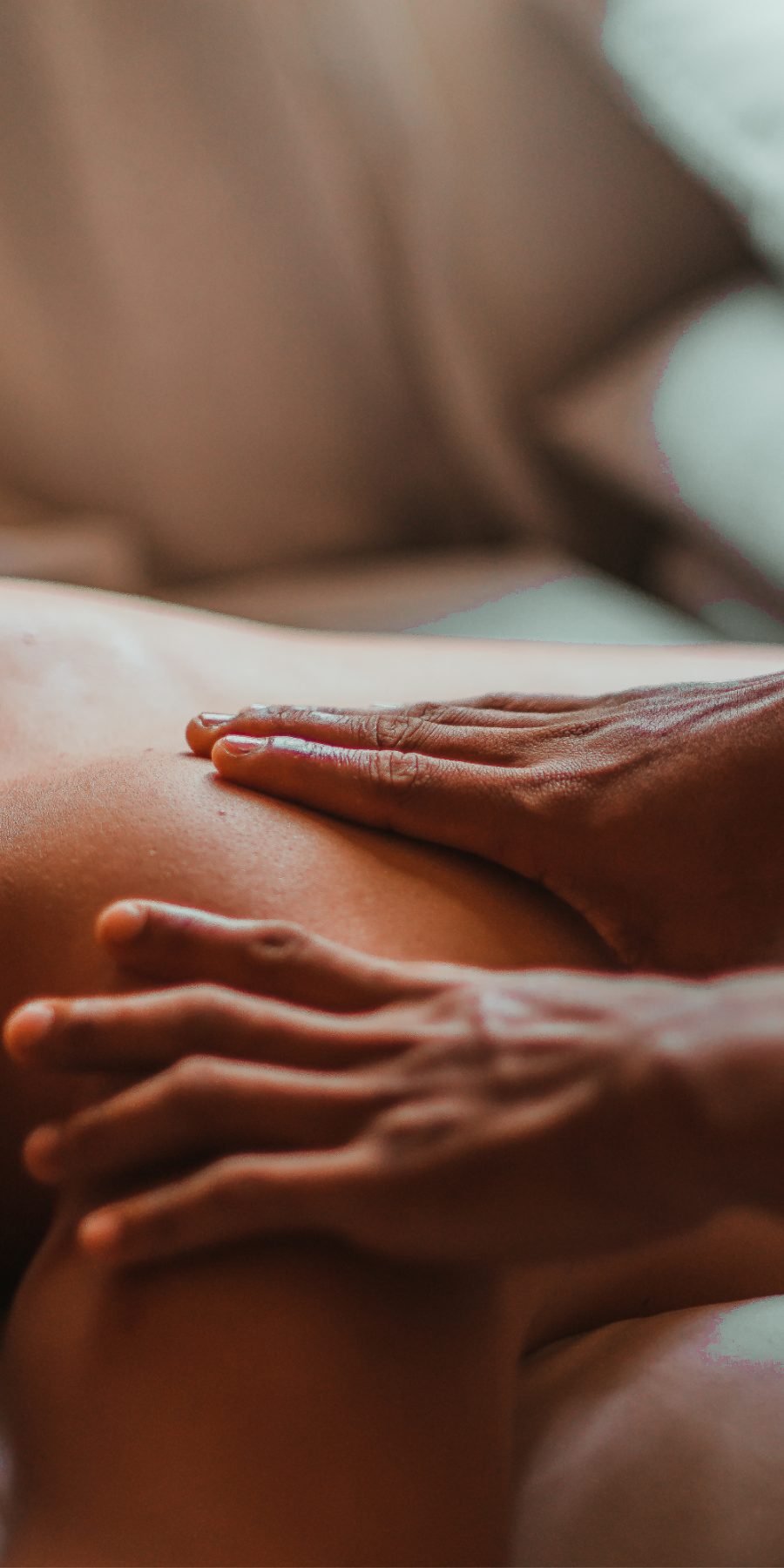 Massage du dos au Centre Thérapeutique Griffintown, Montréal