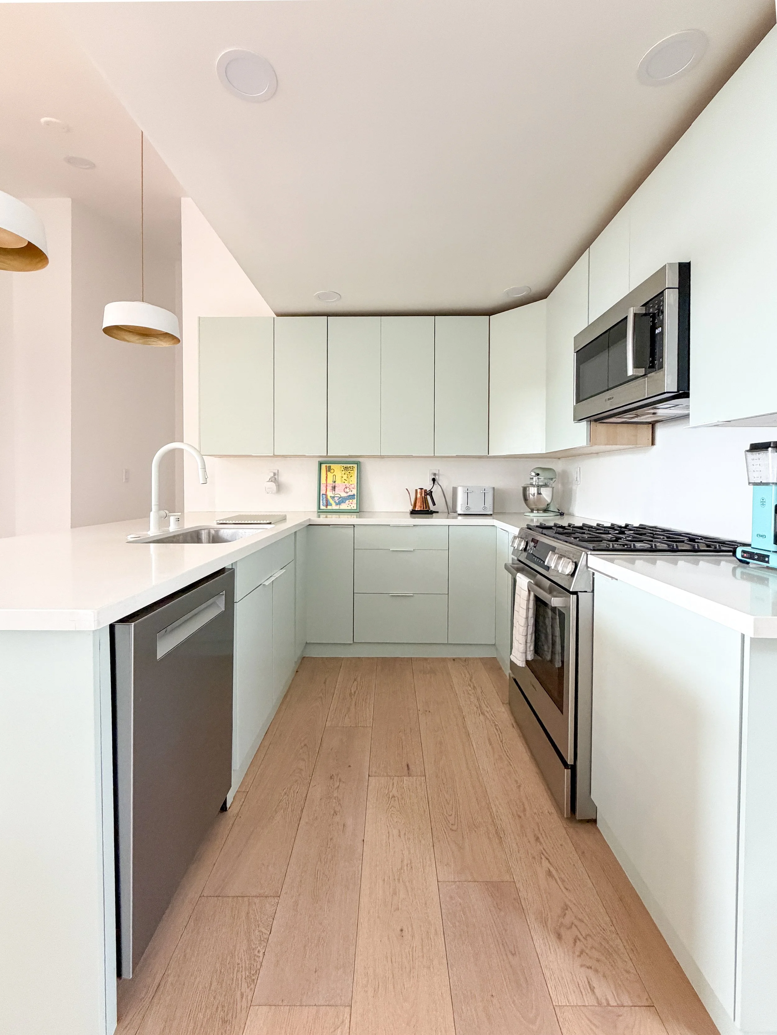 Bright modern kitchen in a Los Angeles Airbnb designed for guest stays