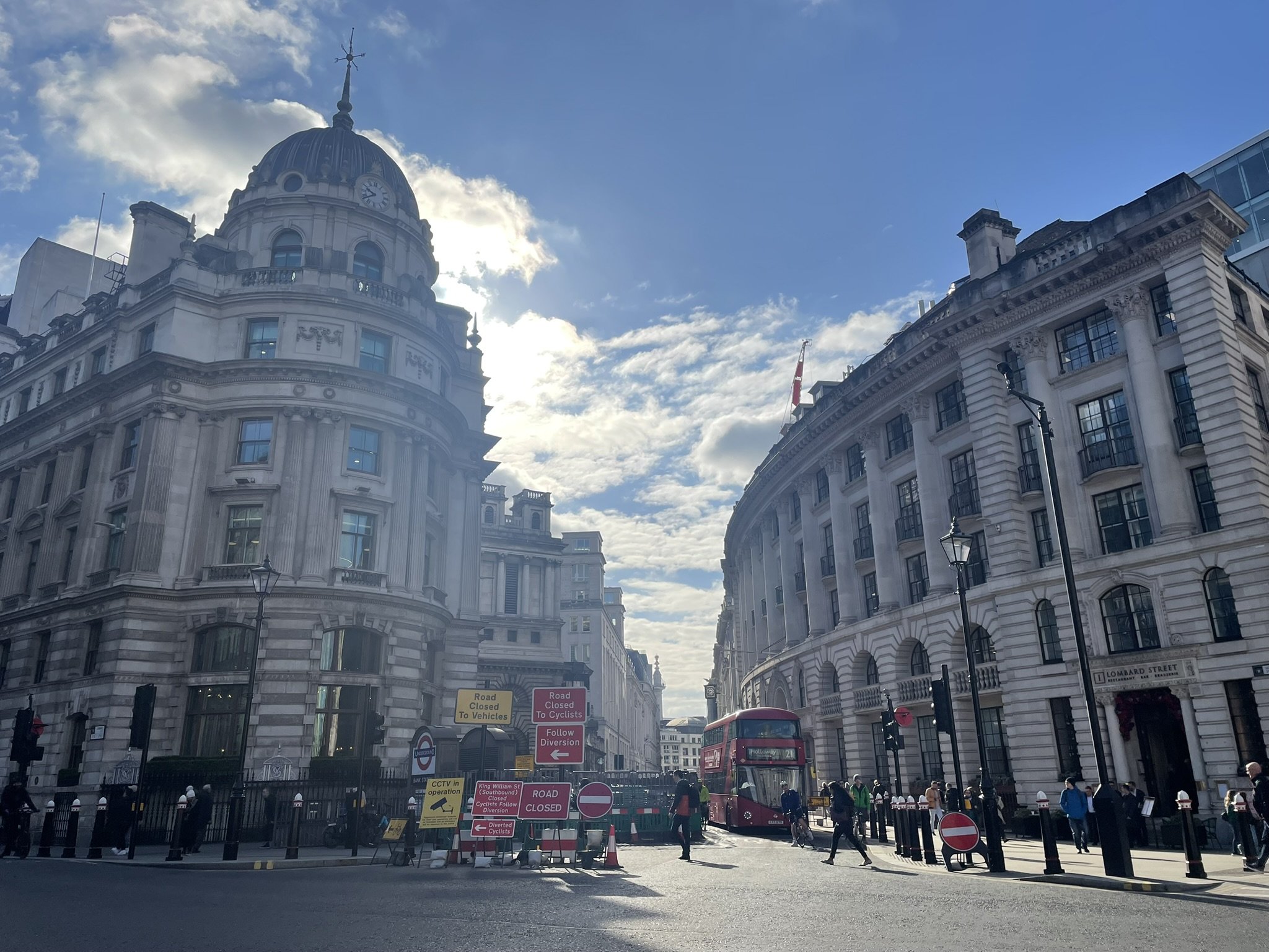 Interview with road safety and sustainable transport expert Álvaro Guzmán