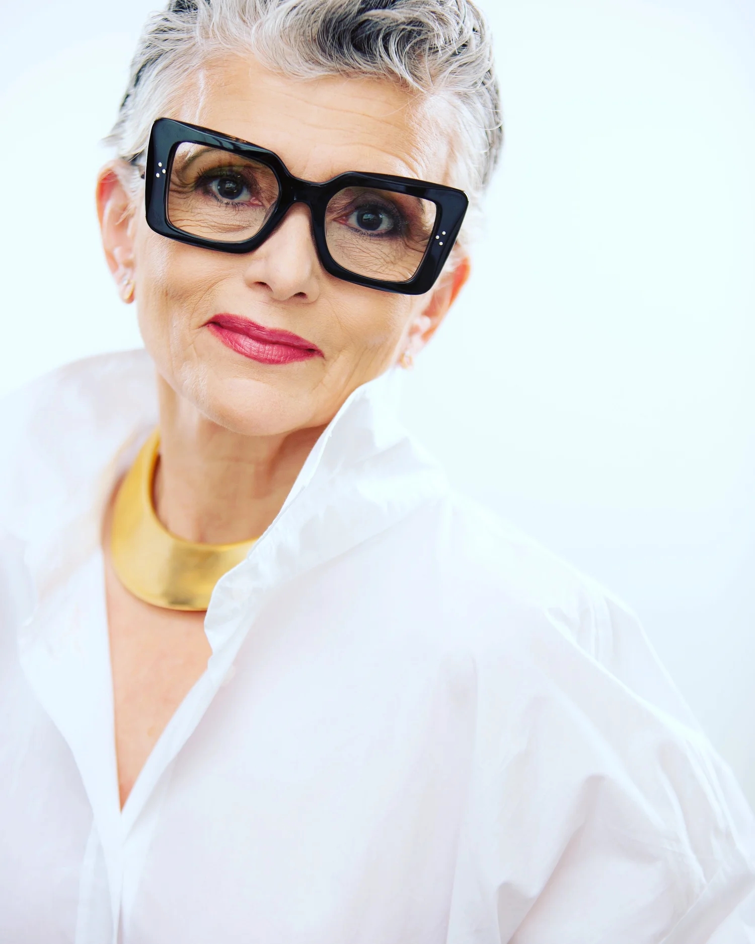 The Official Website of Carmen Delia