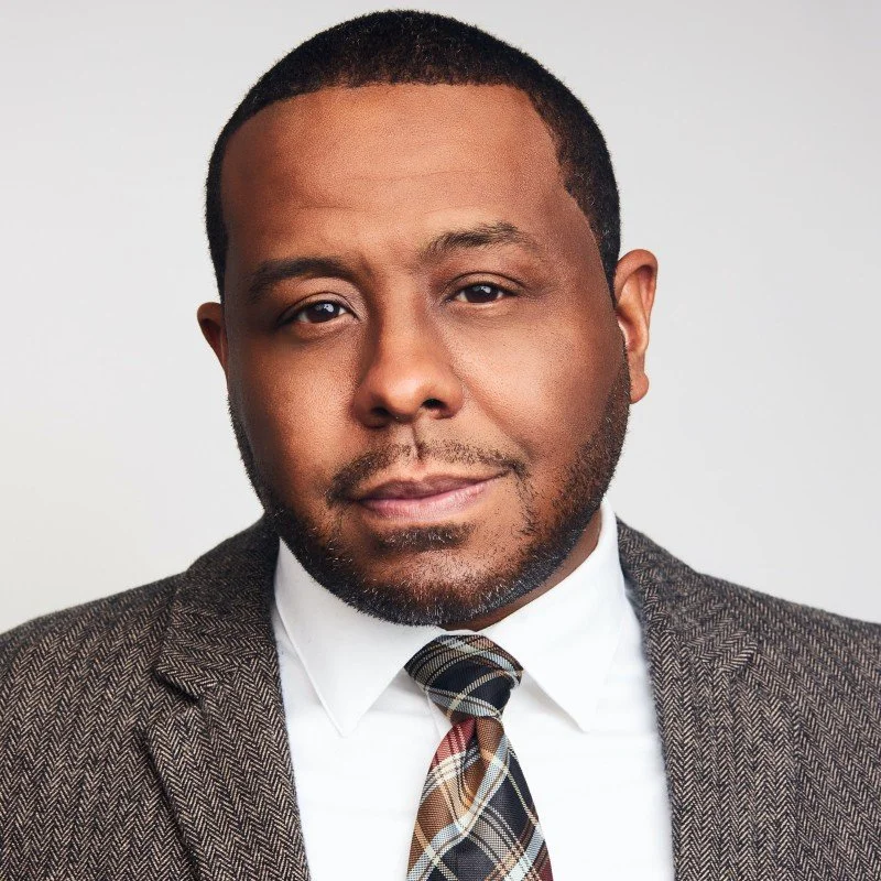 Dr. M. Antonio Vance