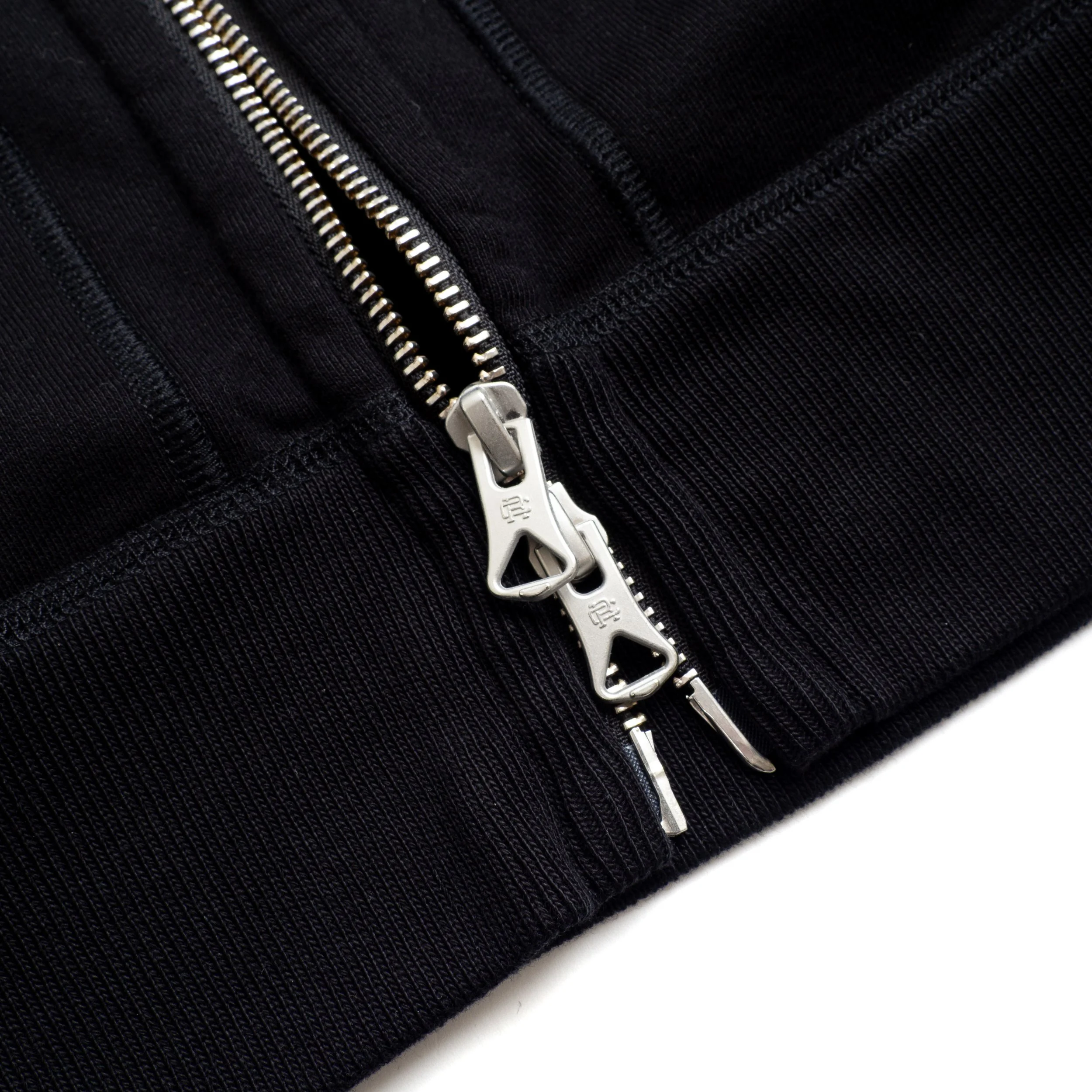 RC-Slim-ZipHoodie-Black-05.jpg