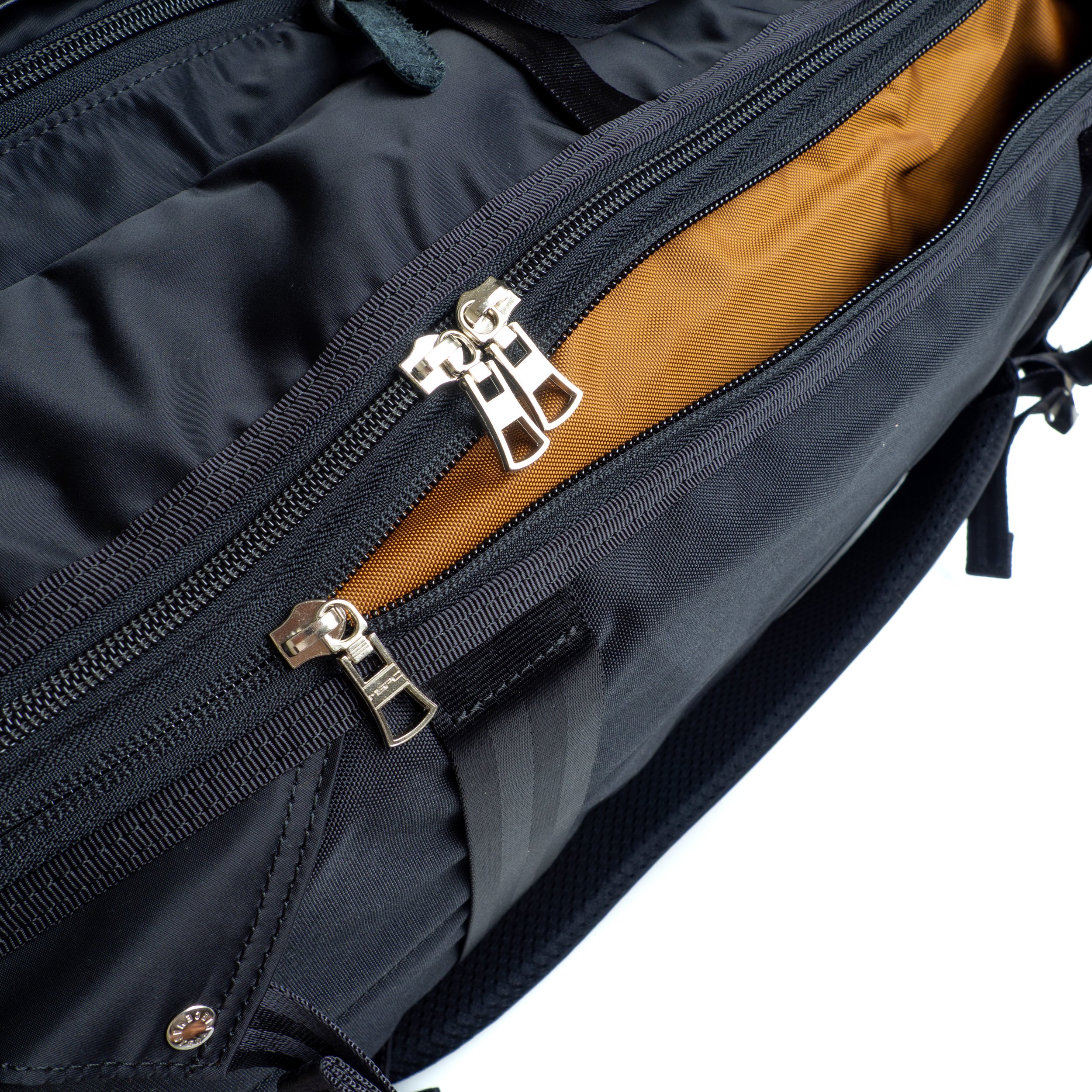 MP-Lighting-DP-Backpack-Black-06.jpg