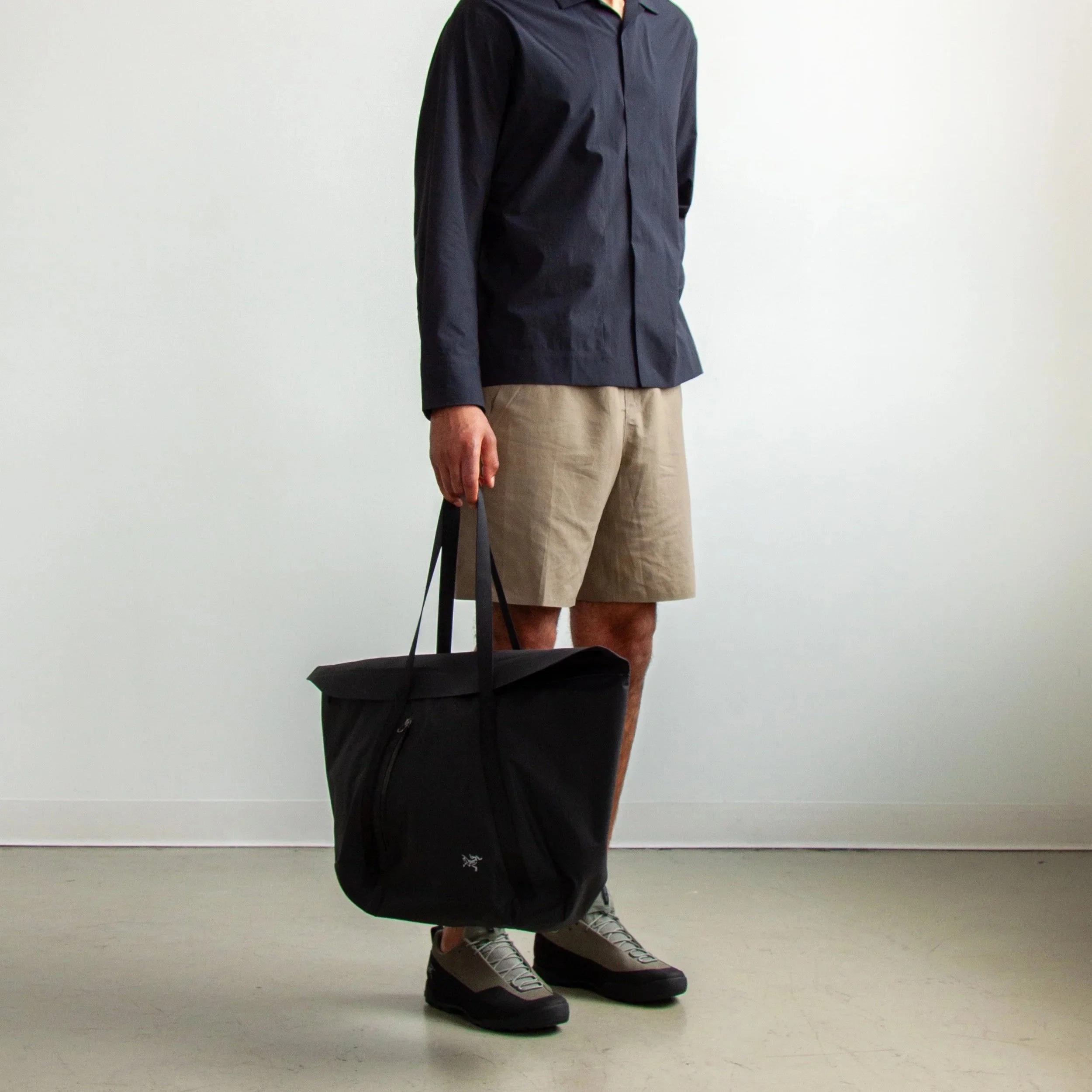 KOFI-Main-Look04-01.jpg