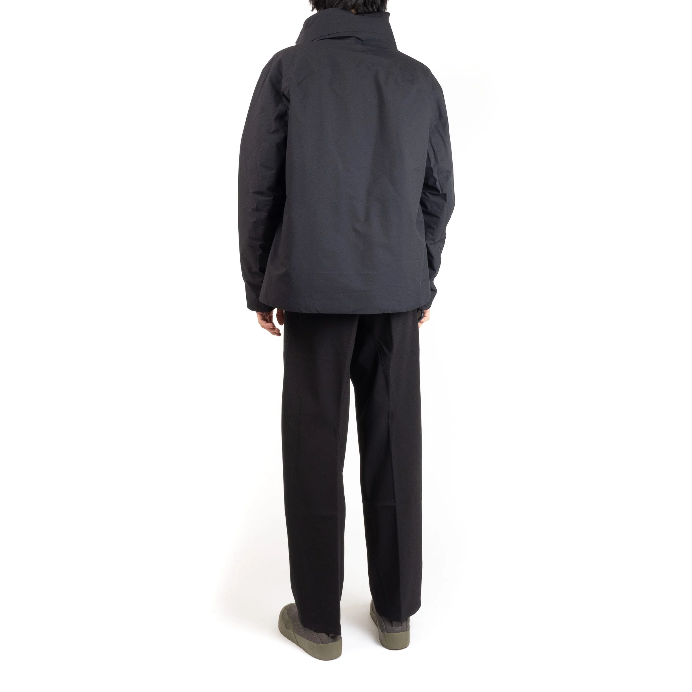VEILANCE-Euler-ins-jacket-black-03.jpg