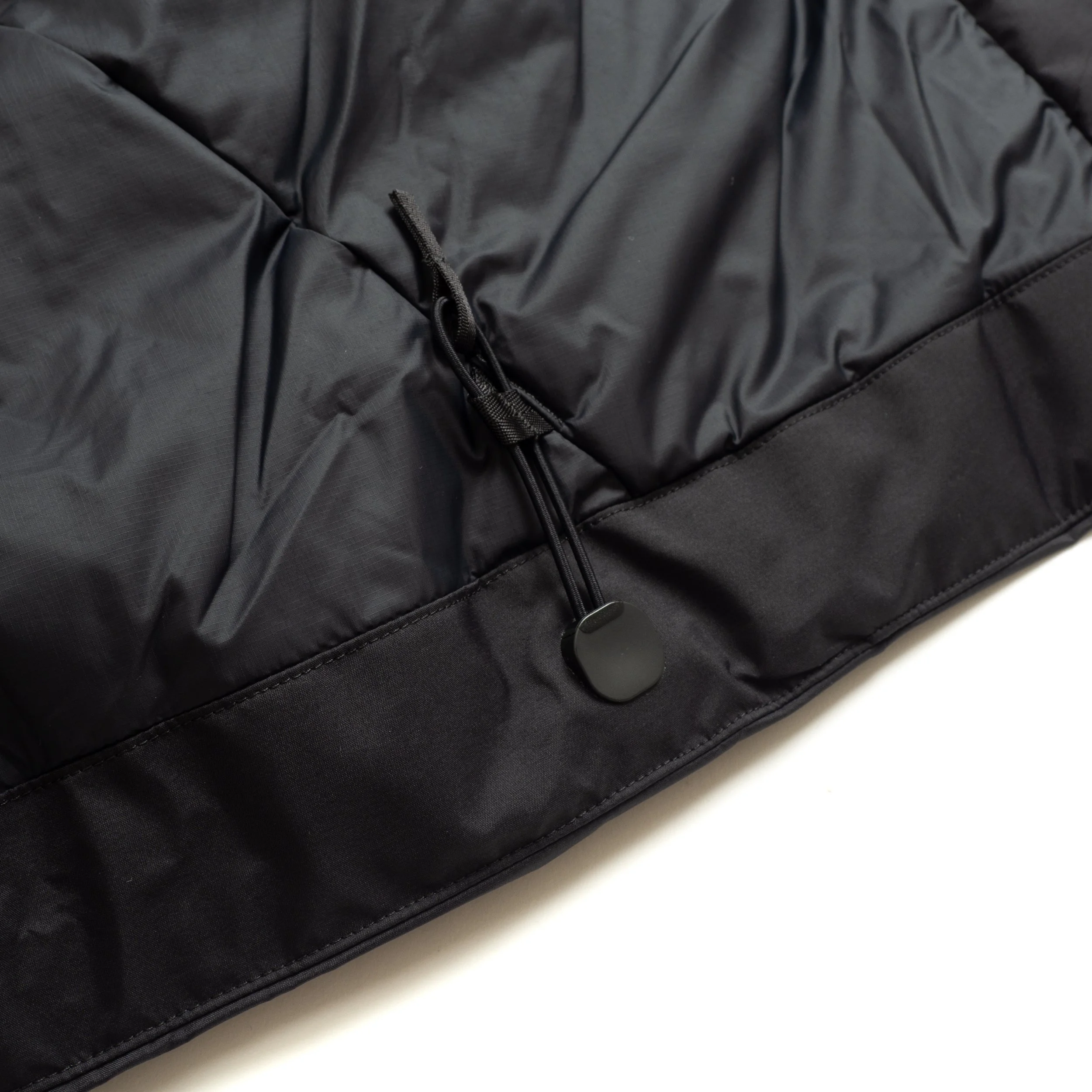 Diode-Insulated-Jacket-Black-05.jpg