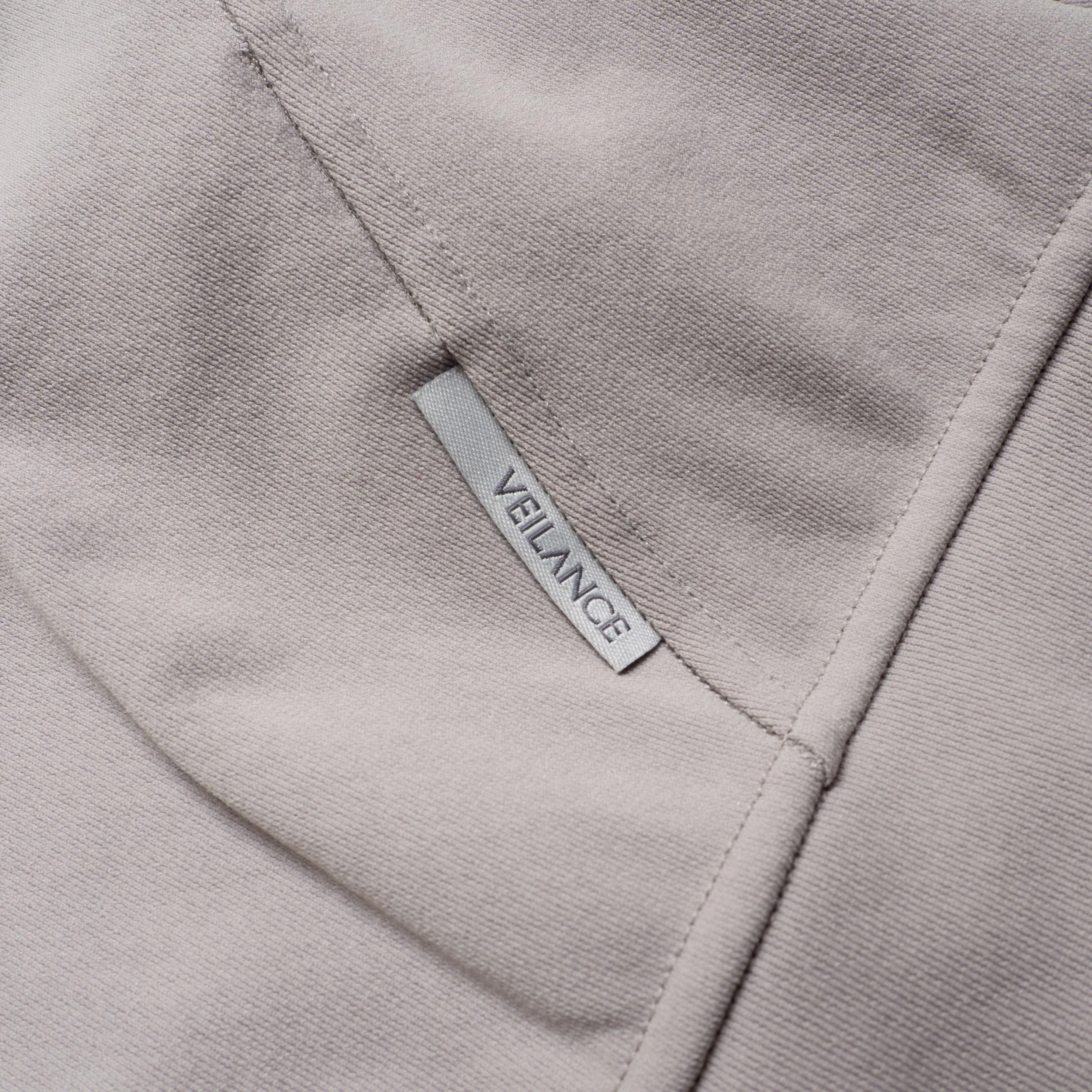VEILANCE-Consola-Fleece-Silkstone-06.jpg
