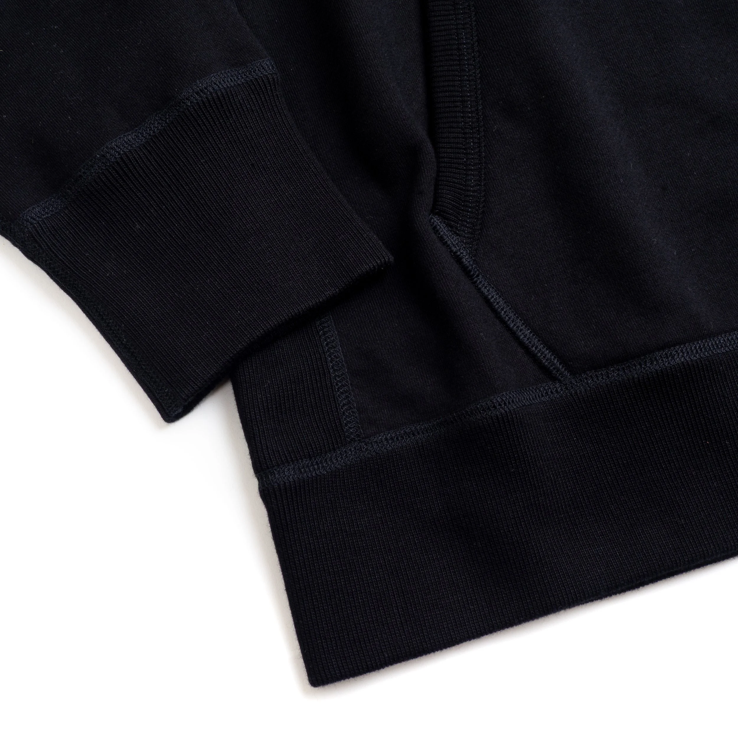 RC-Slim-PulloverHoodie-Black-04.jpg