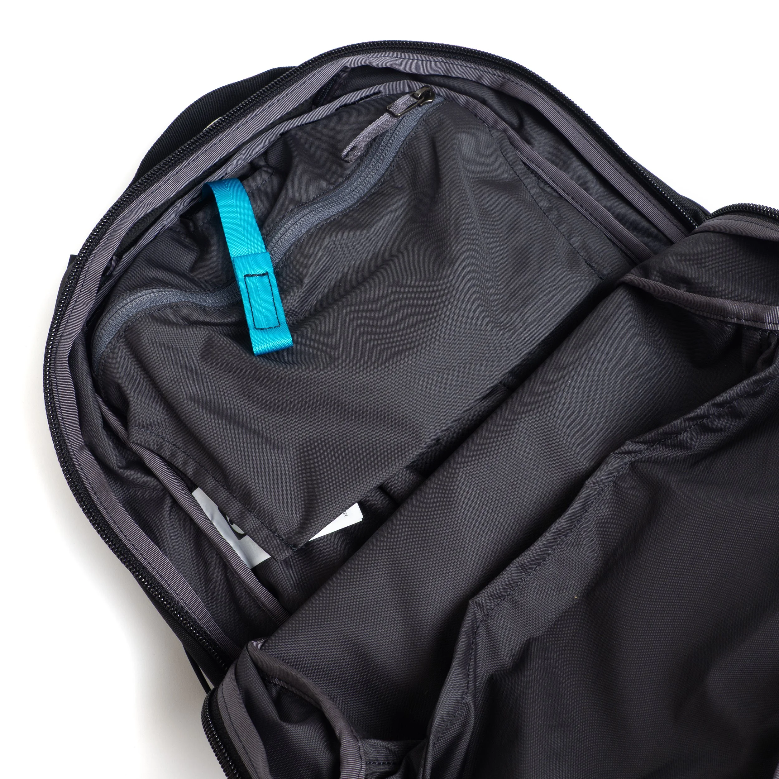 Arc-Mantis-16-Backpack-24K-04.jpg