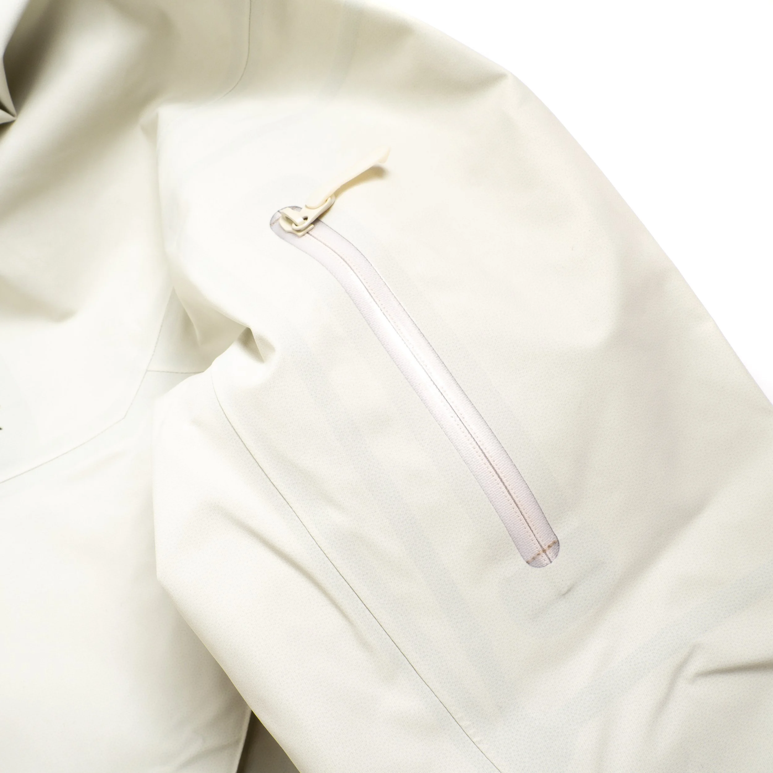 Arc-AlphaSV-Jacket-SeaSalt-05.jpg