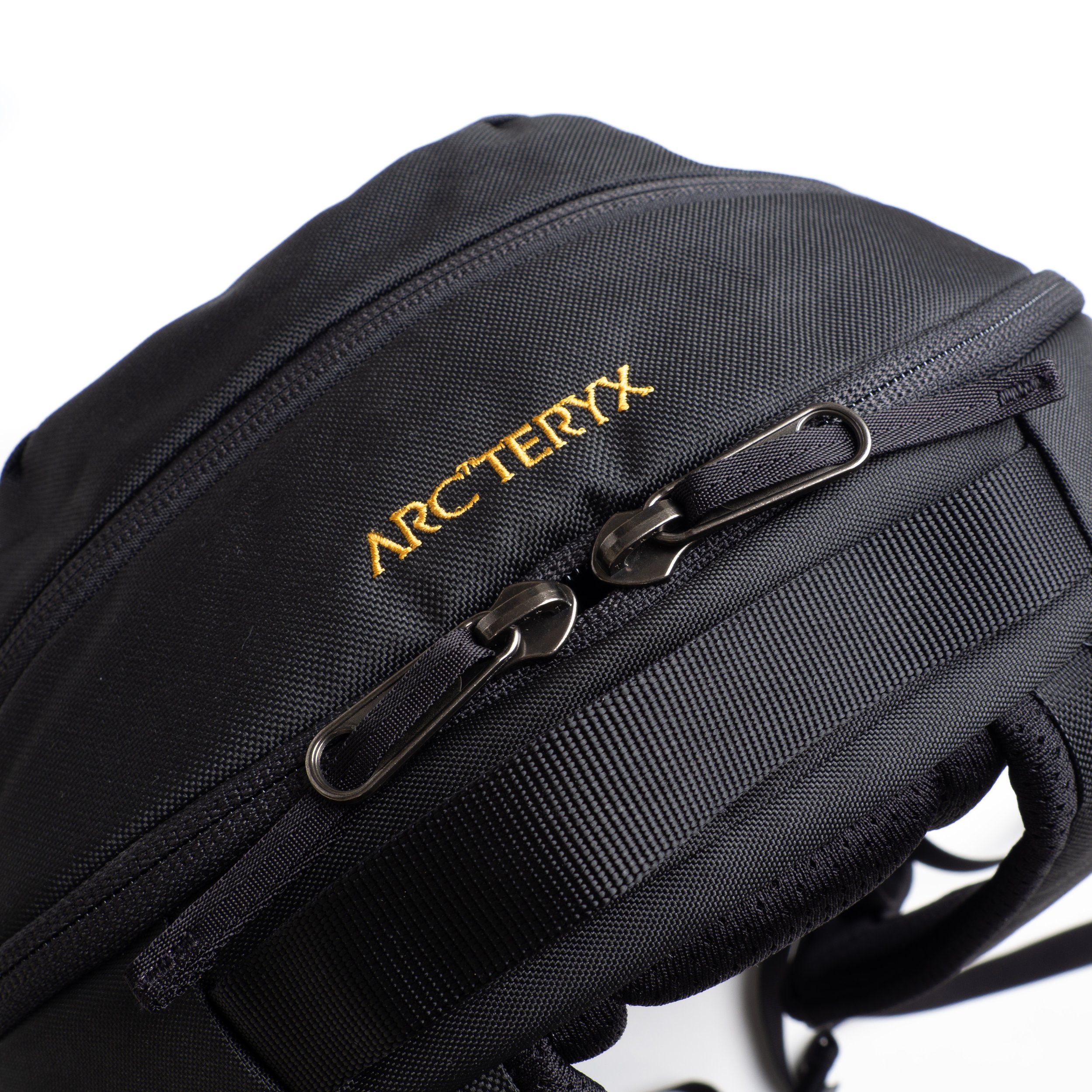 Arc-Mantis-16-Backpack-24K-03.jpg