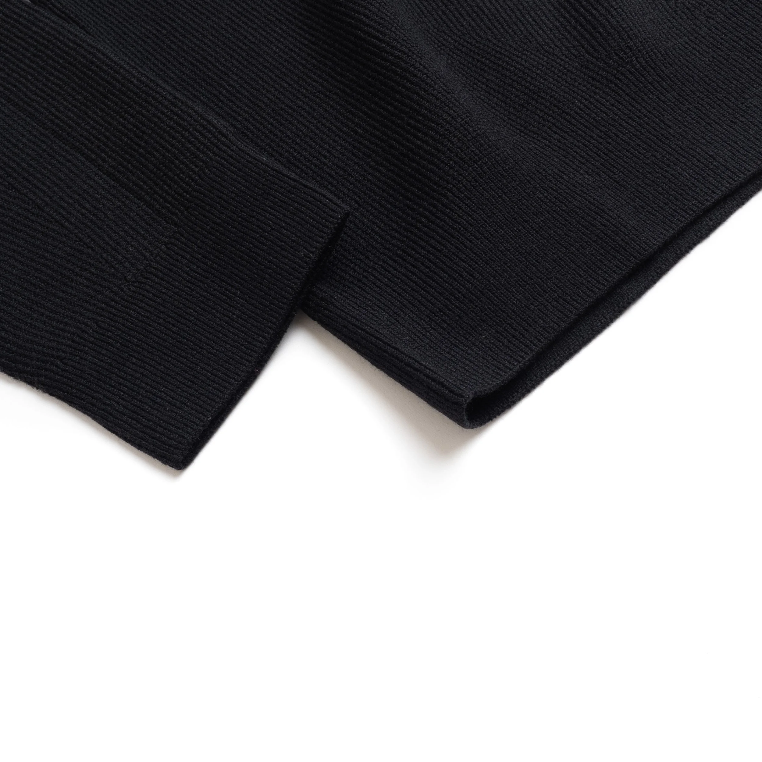 VEILANCE-ConicWool-Midlayer-Black-05.jpg