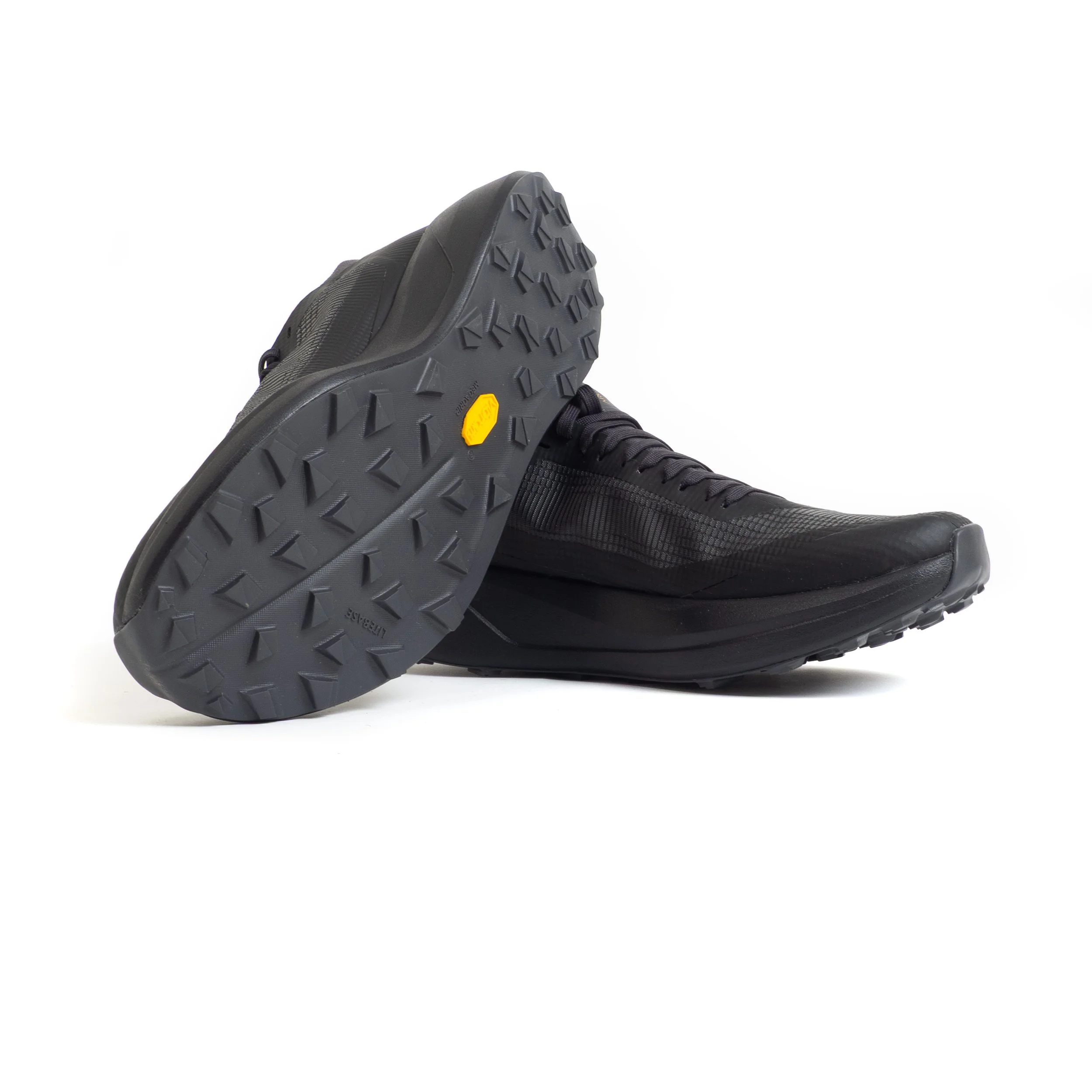 Arc-Sylan2-Shoe-Black-02.jpg