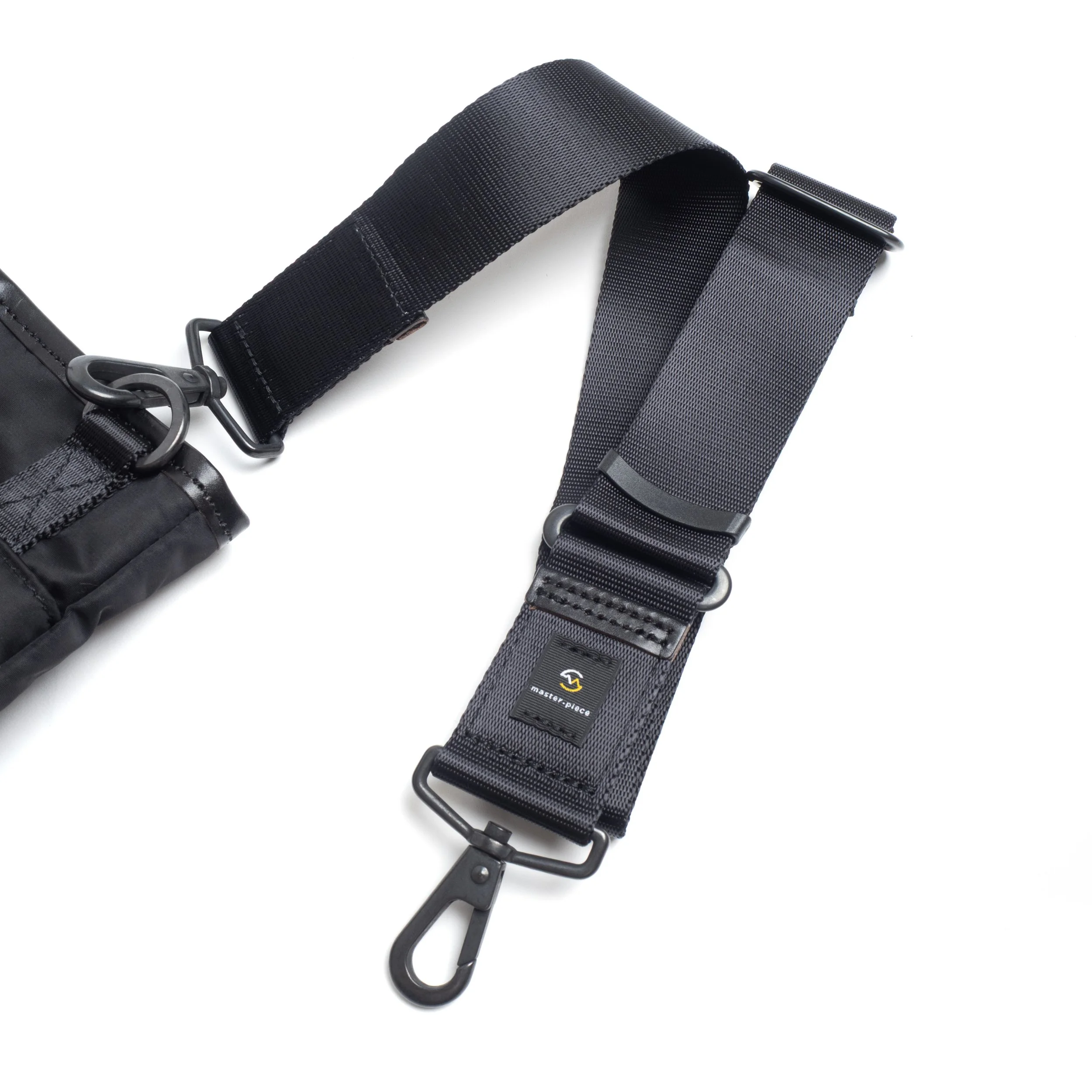 MP-Rouge-Helmet-Bag-Black-06.jpg