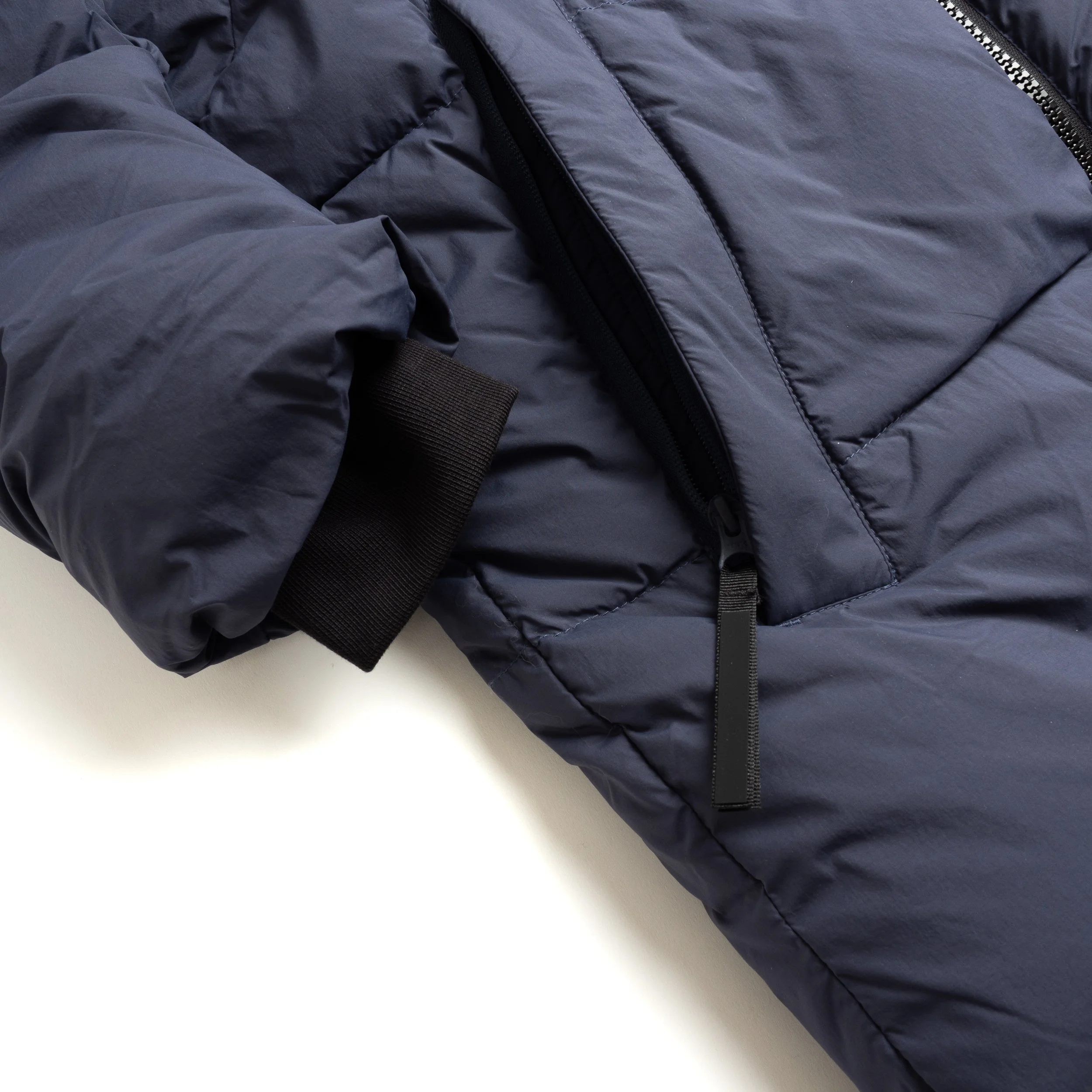 CG-Crofton-Puffer-DuskBlue-06.jpg