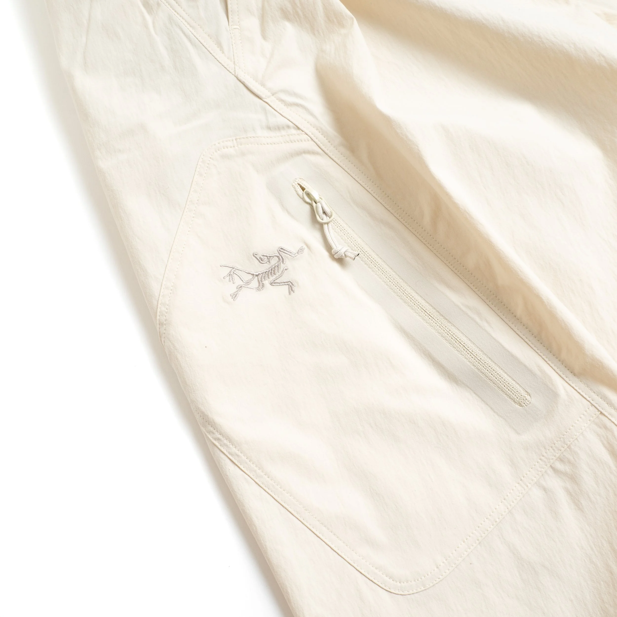 Arc-Konseal-Pant-SeaSalt-04.jpg