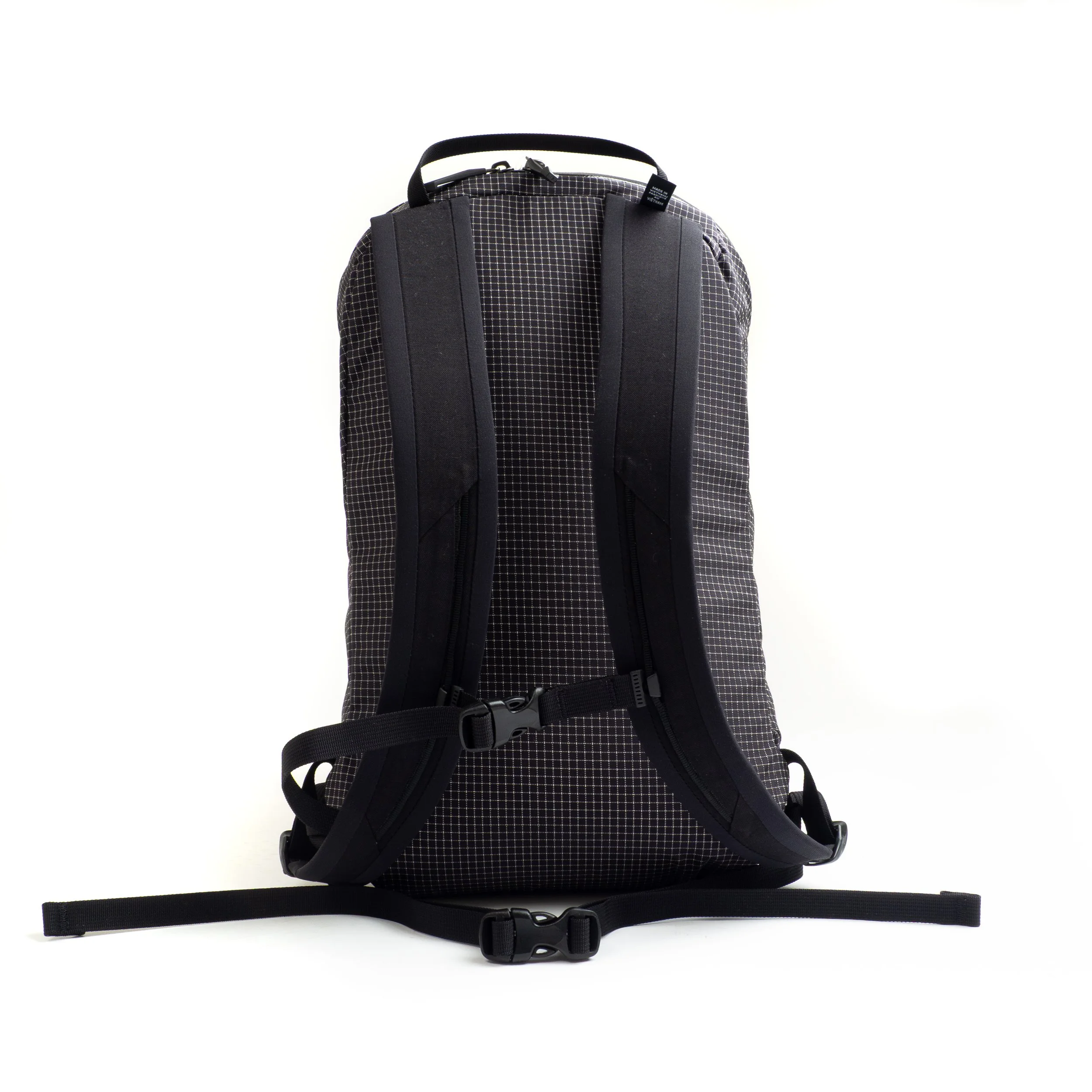 Arxc-Konseal15-Backpack-Black-02.jpg