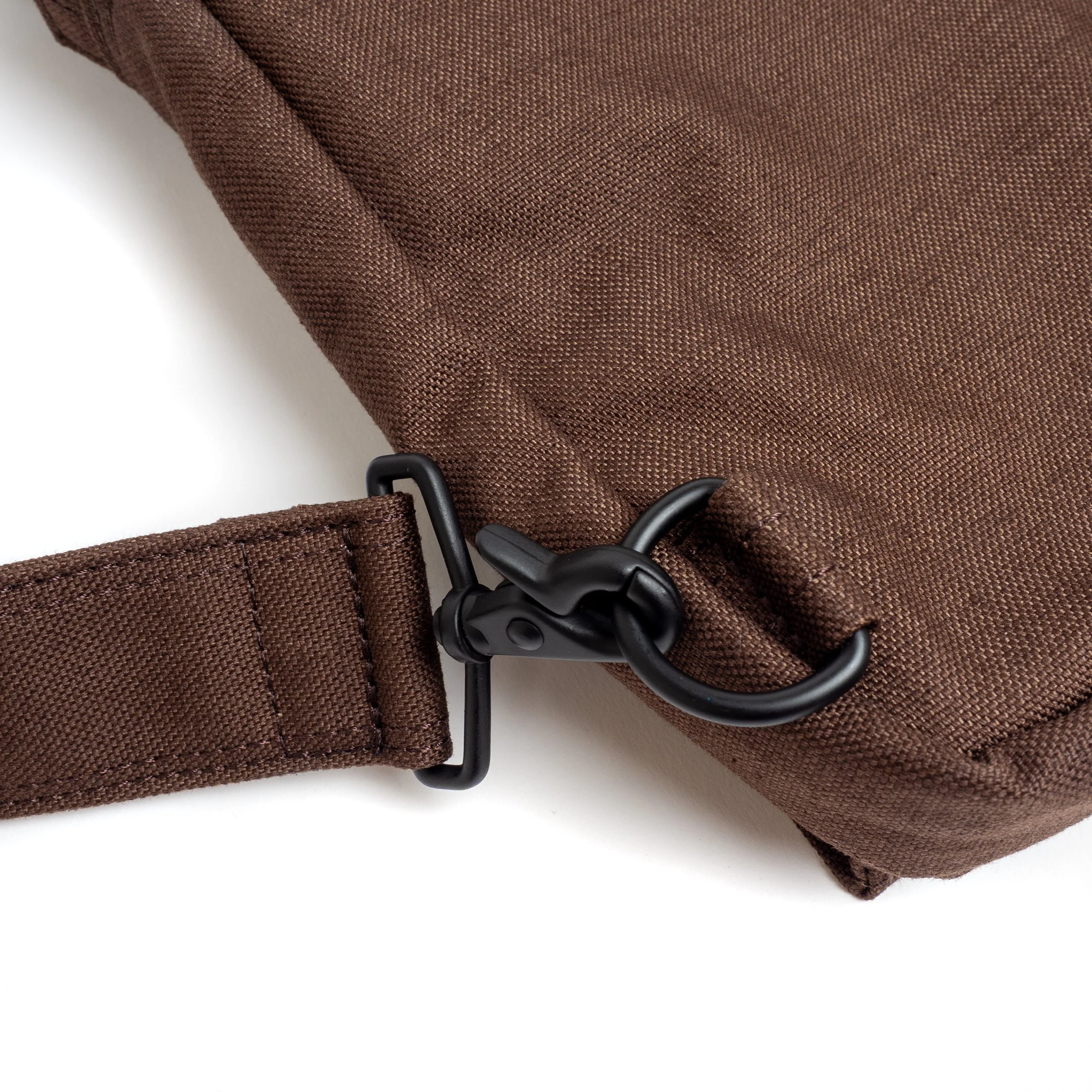 PORTER-SMOKY-SlingShoulderBag-Brown-04.jpg