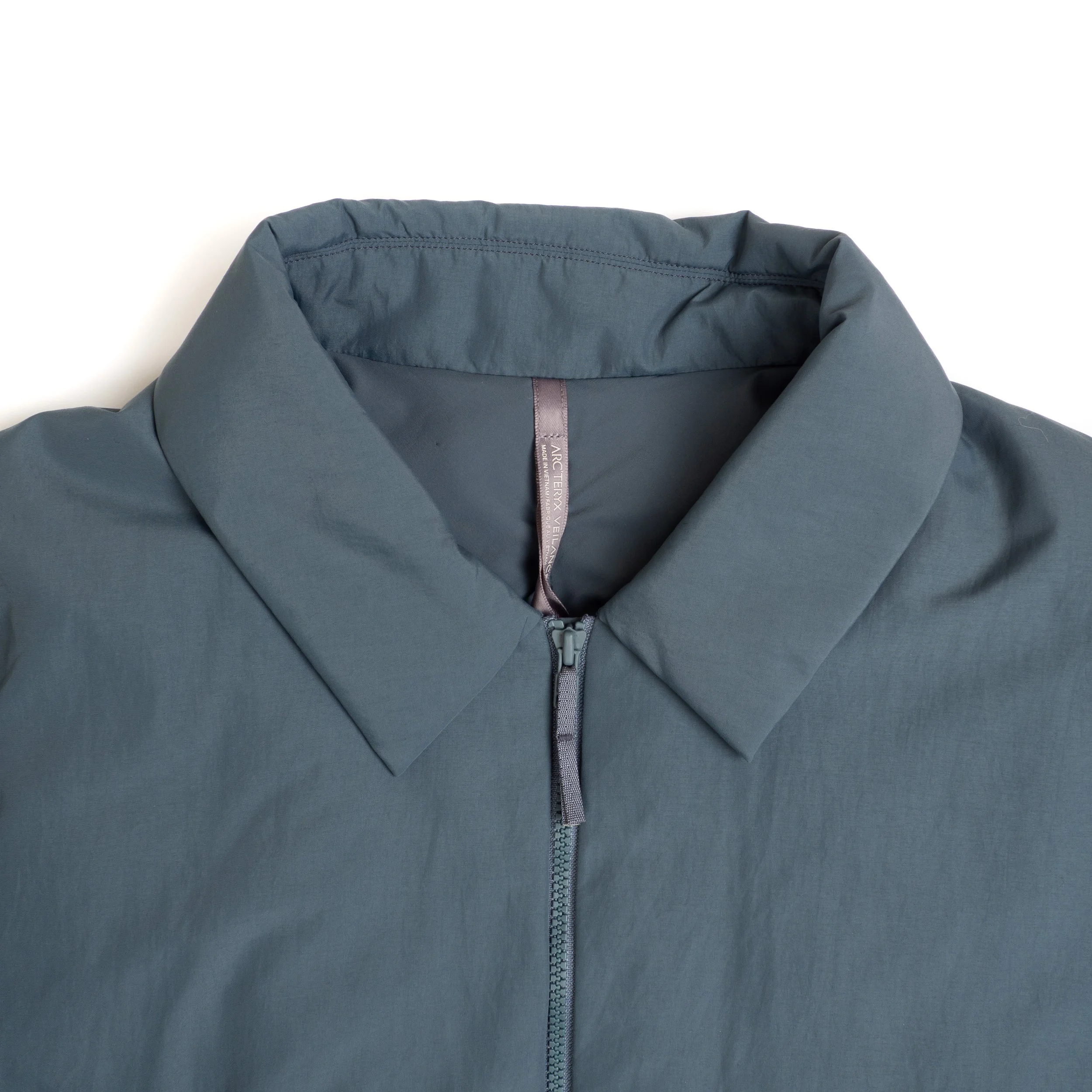 VEILANCE-Naroda-Ins-Jacket-Neptune-04.jpg