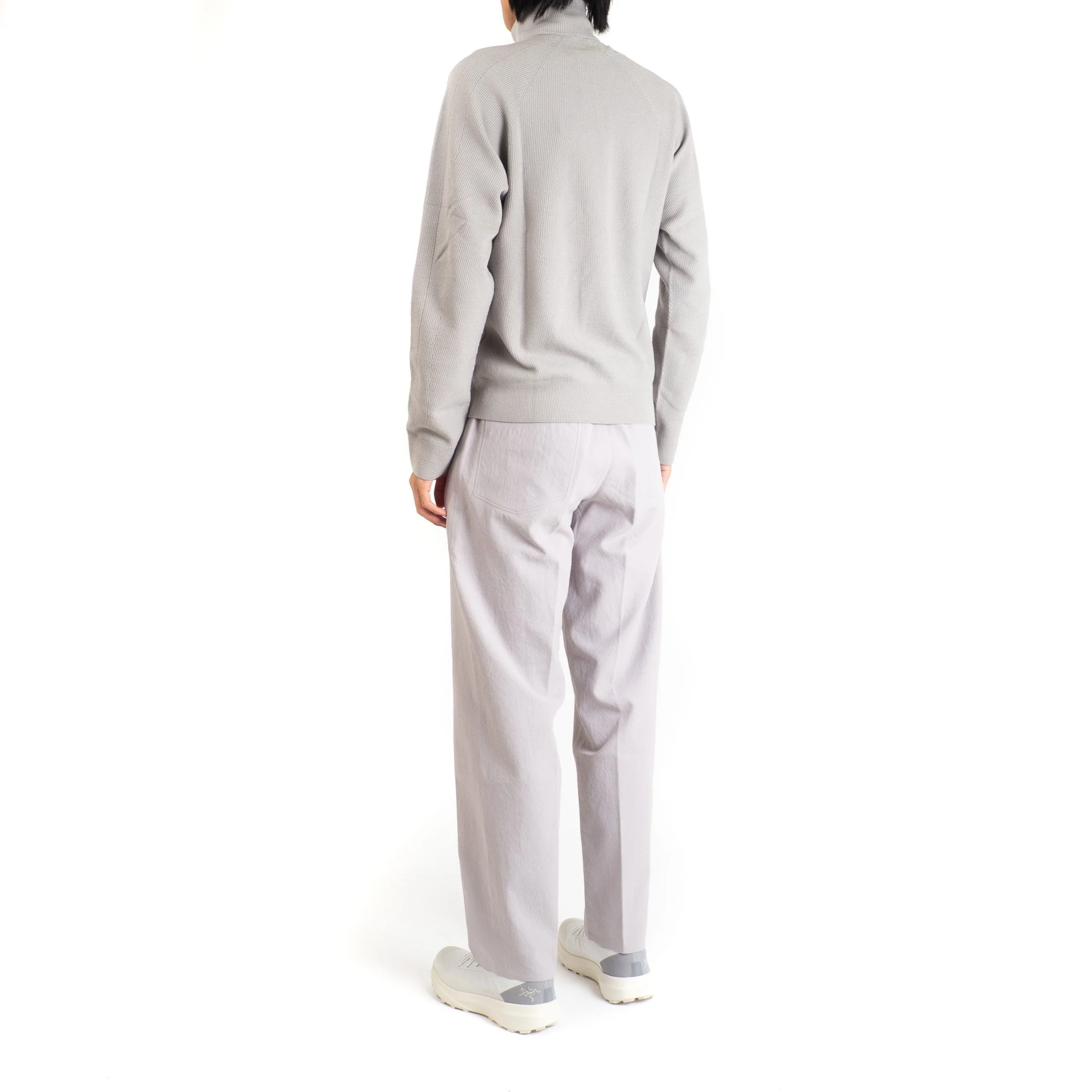 Saic-Pant-Silkstone-03.jpg