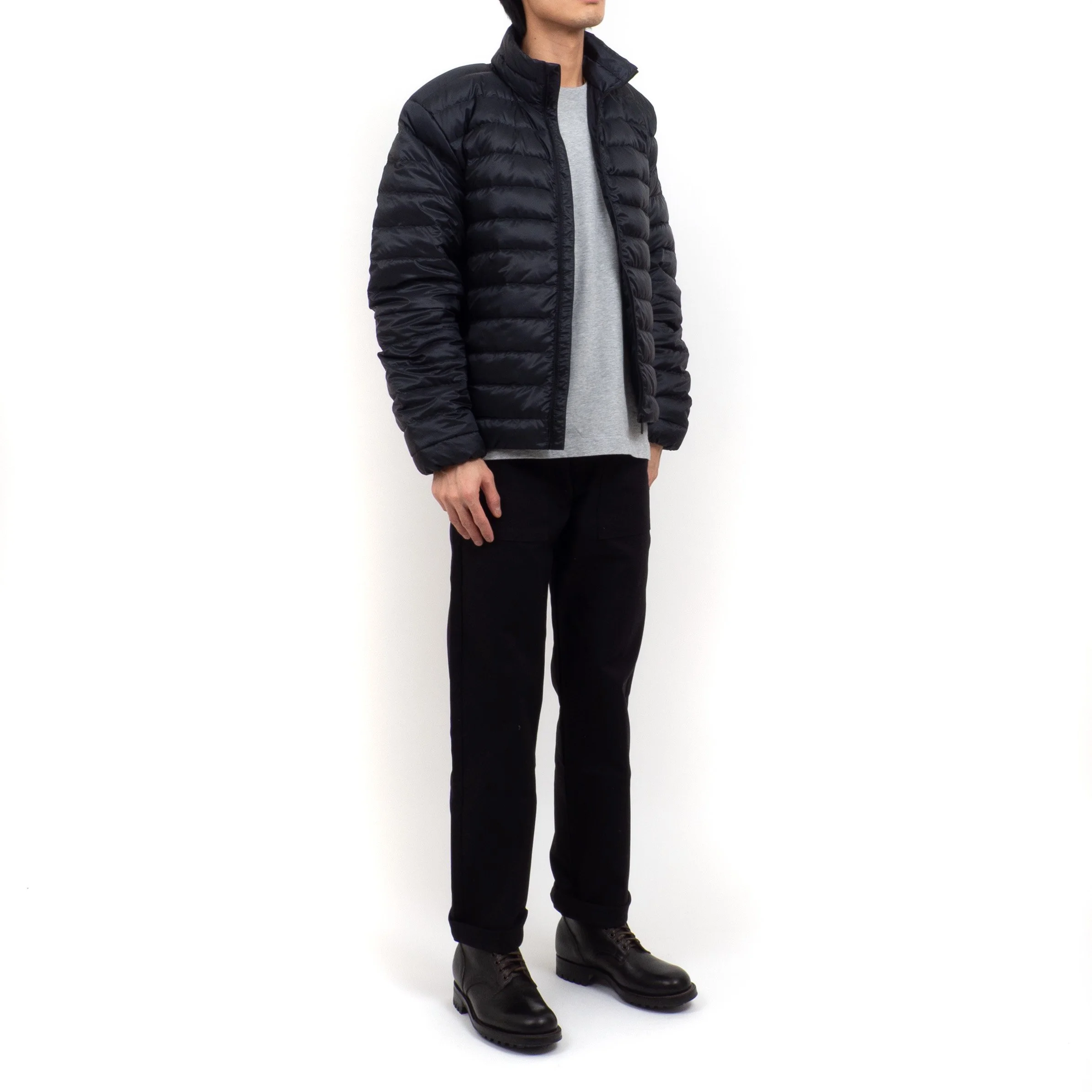 CG-Stratus-Jacket-Black-02.jpg