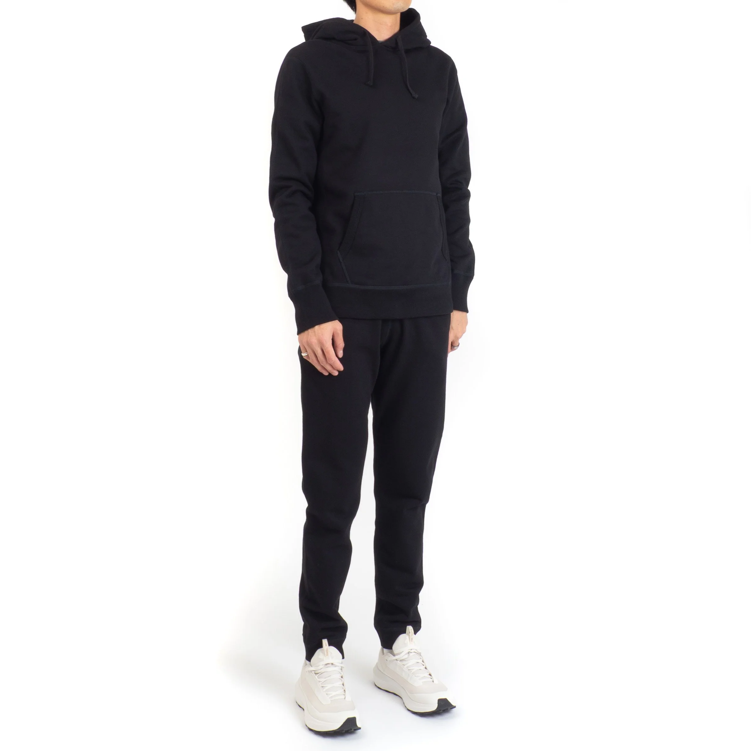 RC-Slim-PulloverHoodie-Black-02.jpg