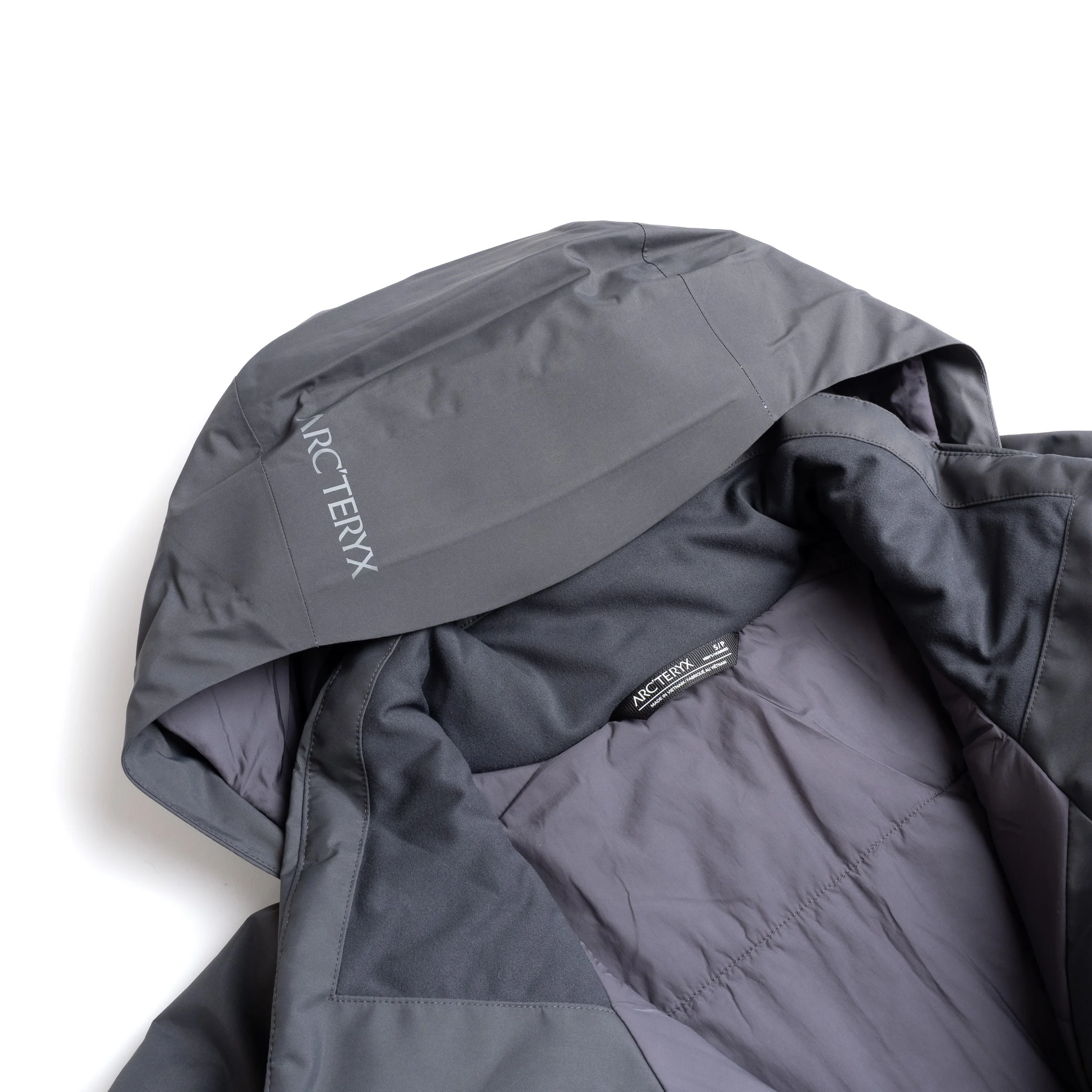 Arc-Ralle-Ins-Jacket-Cloud-04.jpg