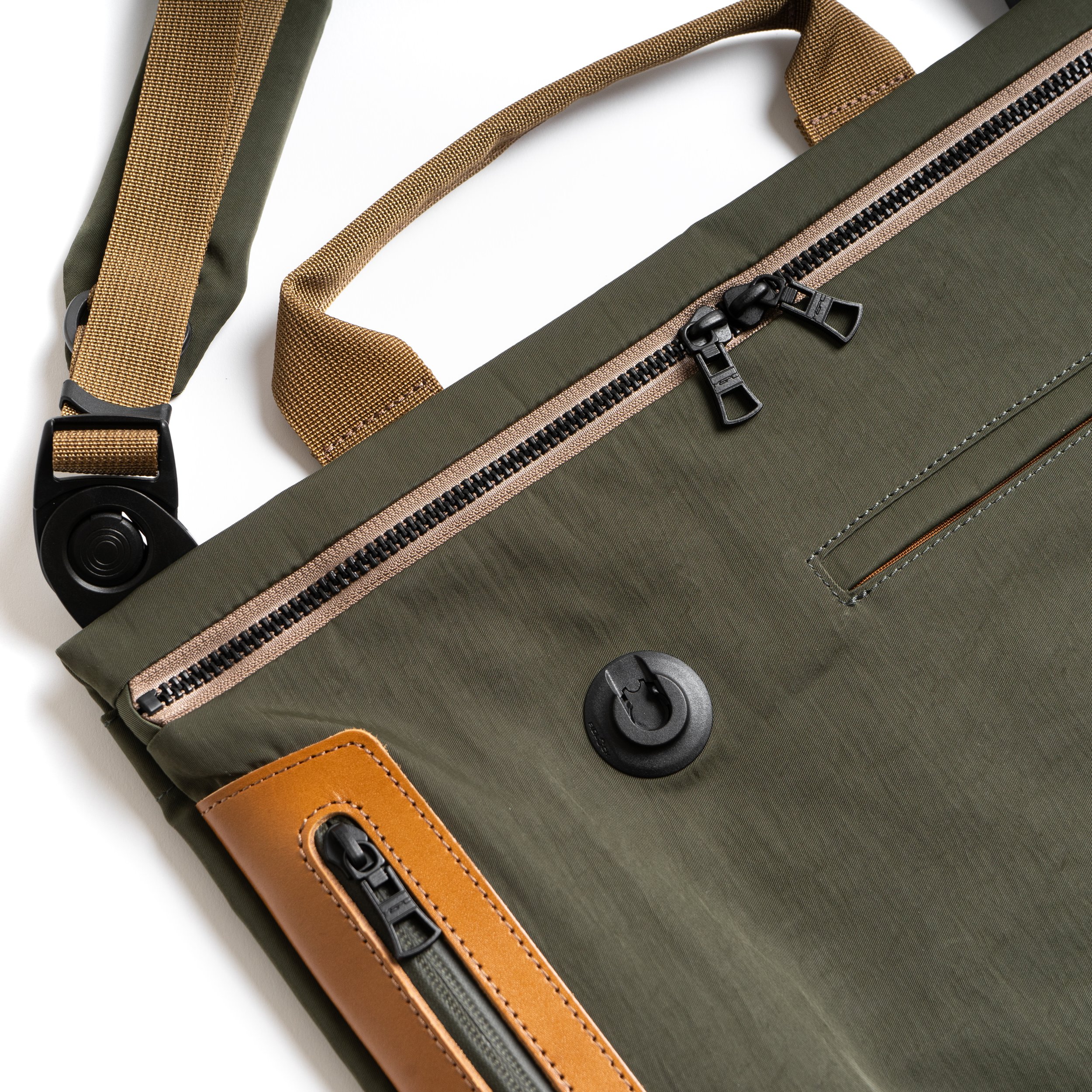 MP-Circus-2Way-Tote-Khaki-310081-04.jpg